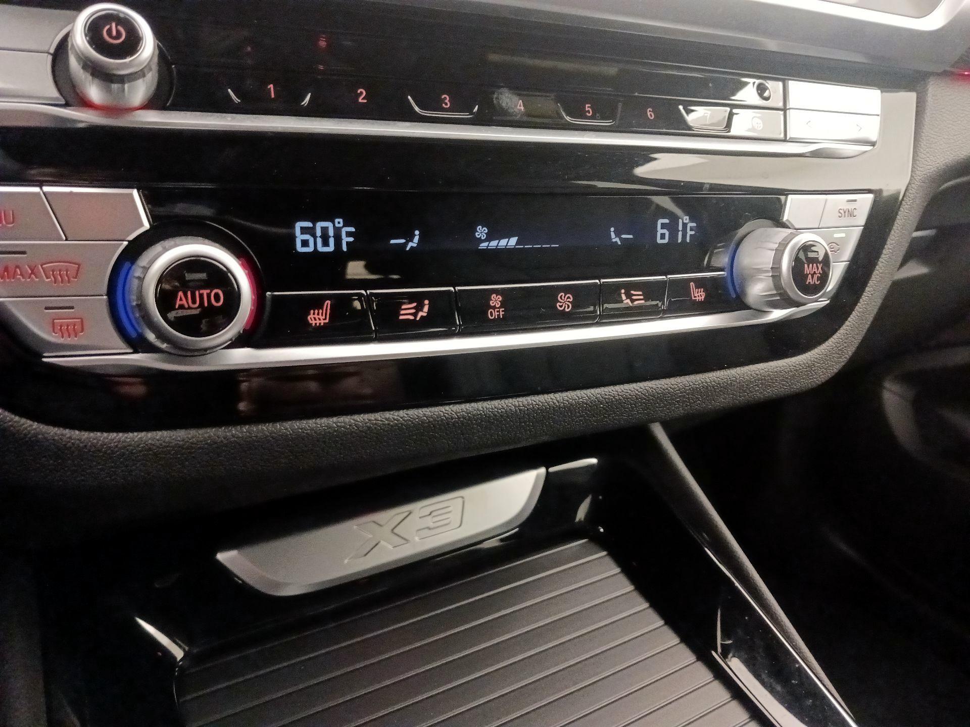 Thumbnail: 2021 BMW X3 - 17