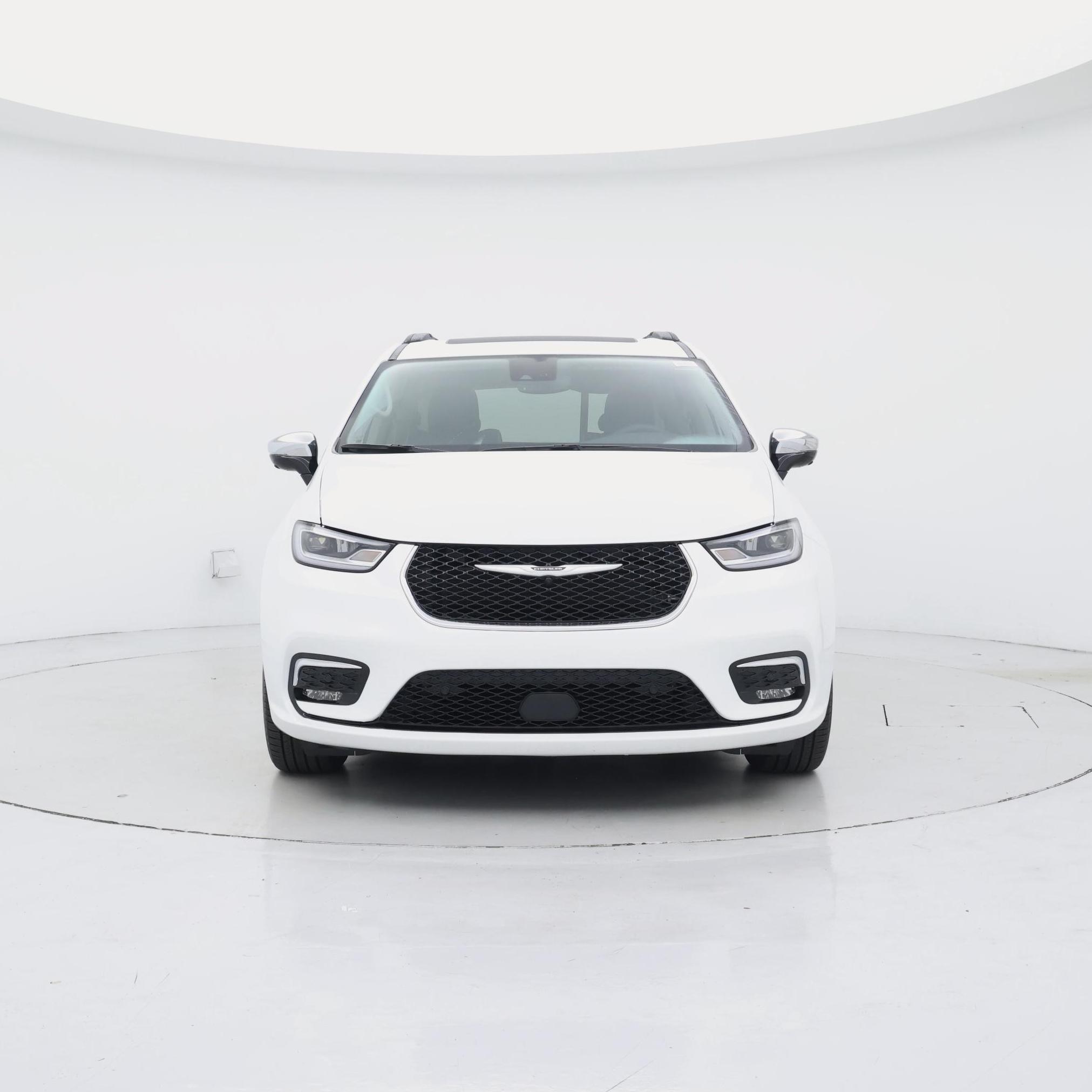 Thumbnail: 2023 Chrysler Pacifica - 5