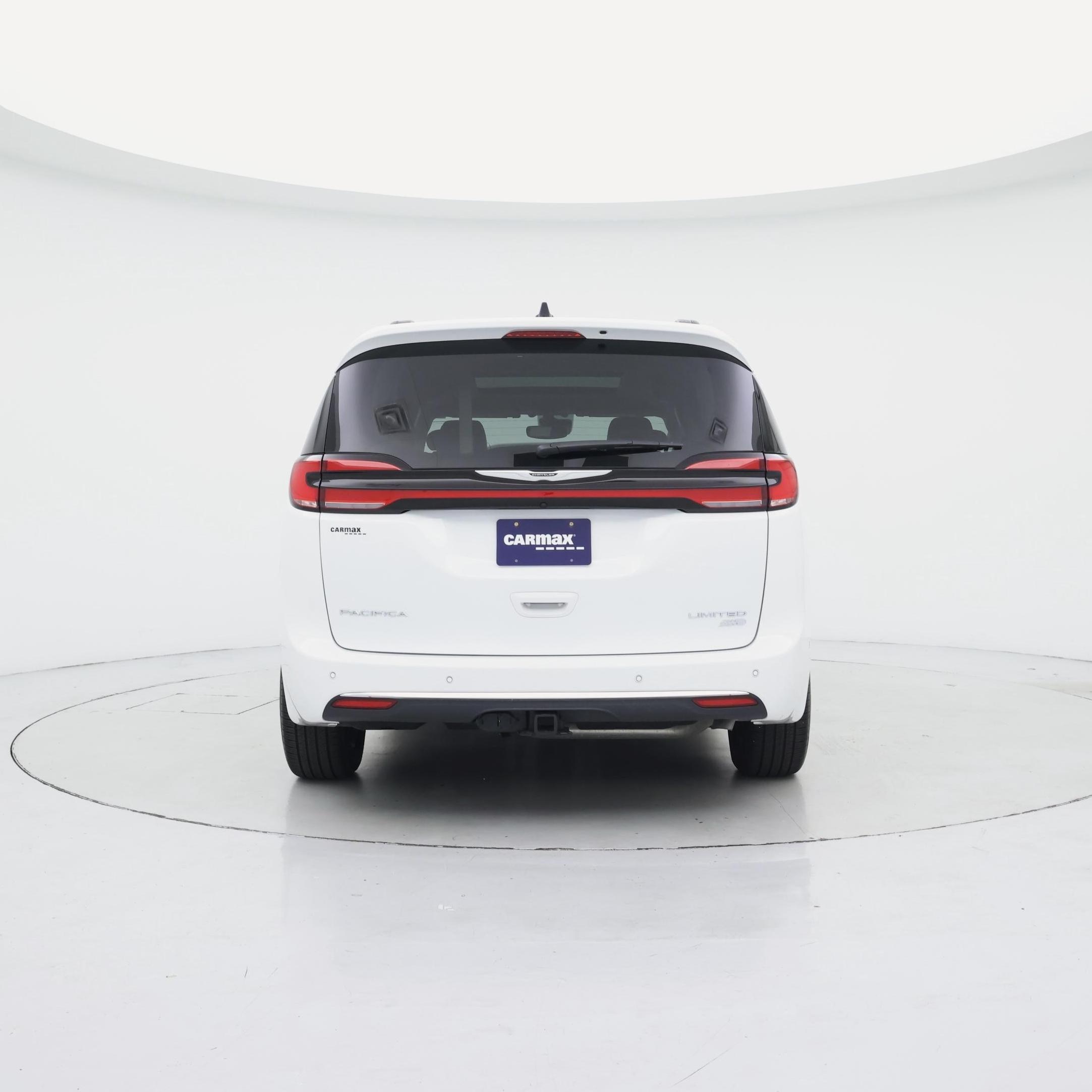 Thumbnail: 2023 Chrysler Pacifica - 6