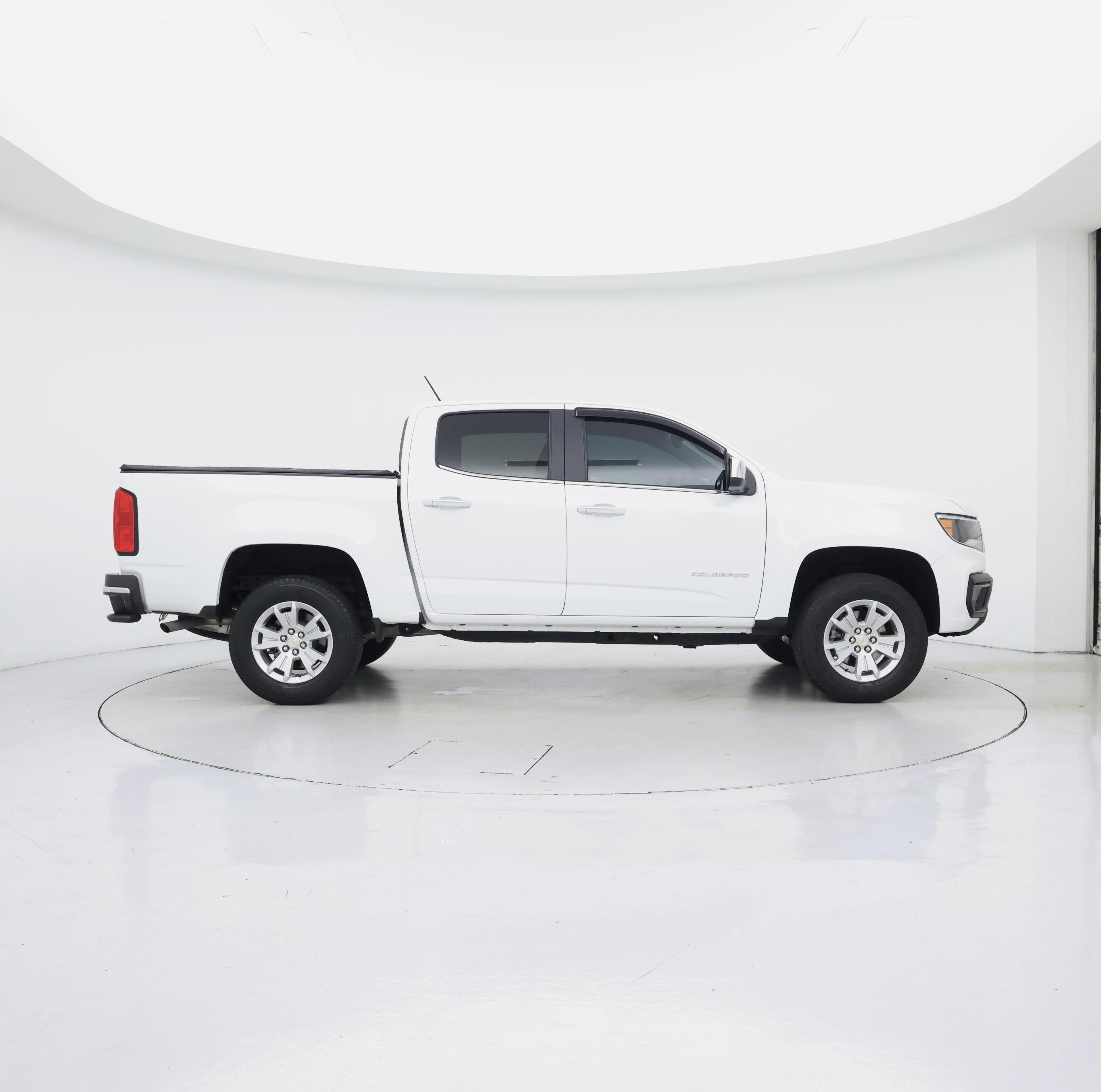 Thumbnail: 2022 Chevrolet Colorado - 7