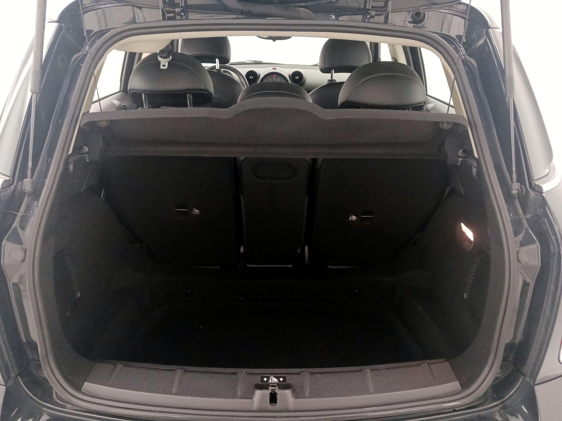 Thumbnail: 2015 MINI Cooper Countryman - 19