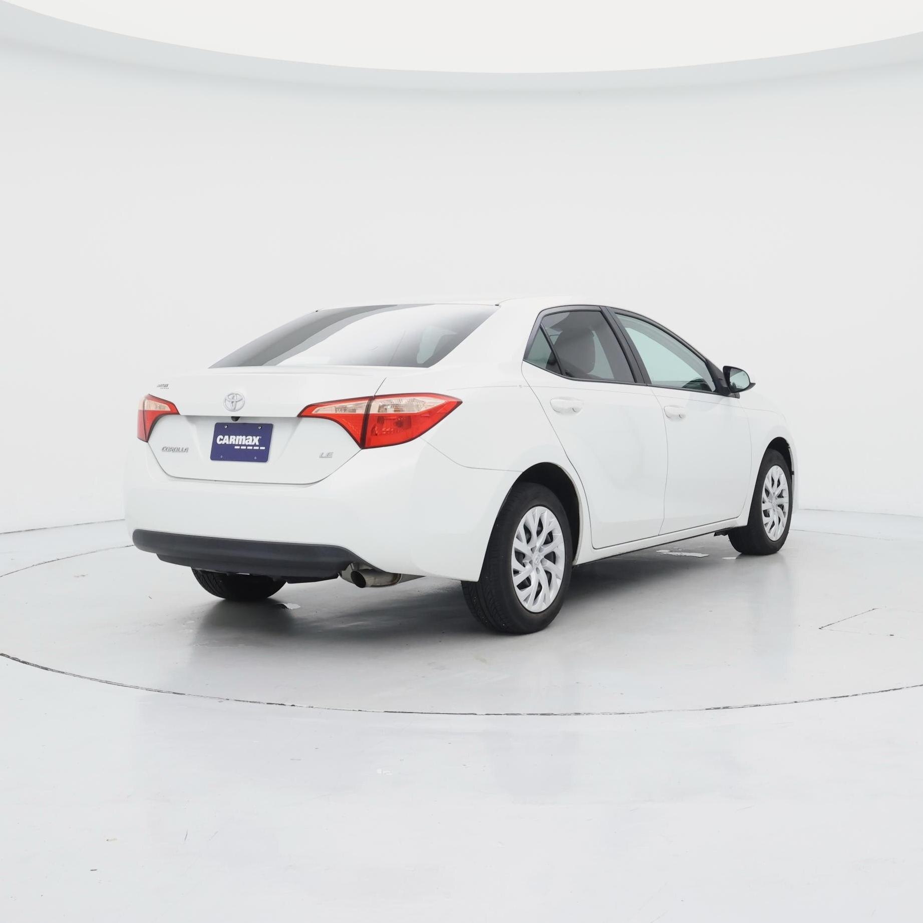 Thumbnail: 2018 Toyota Corolla - 8