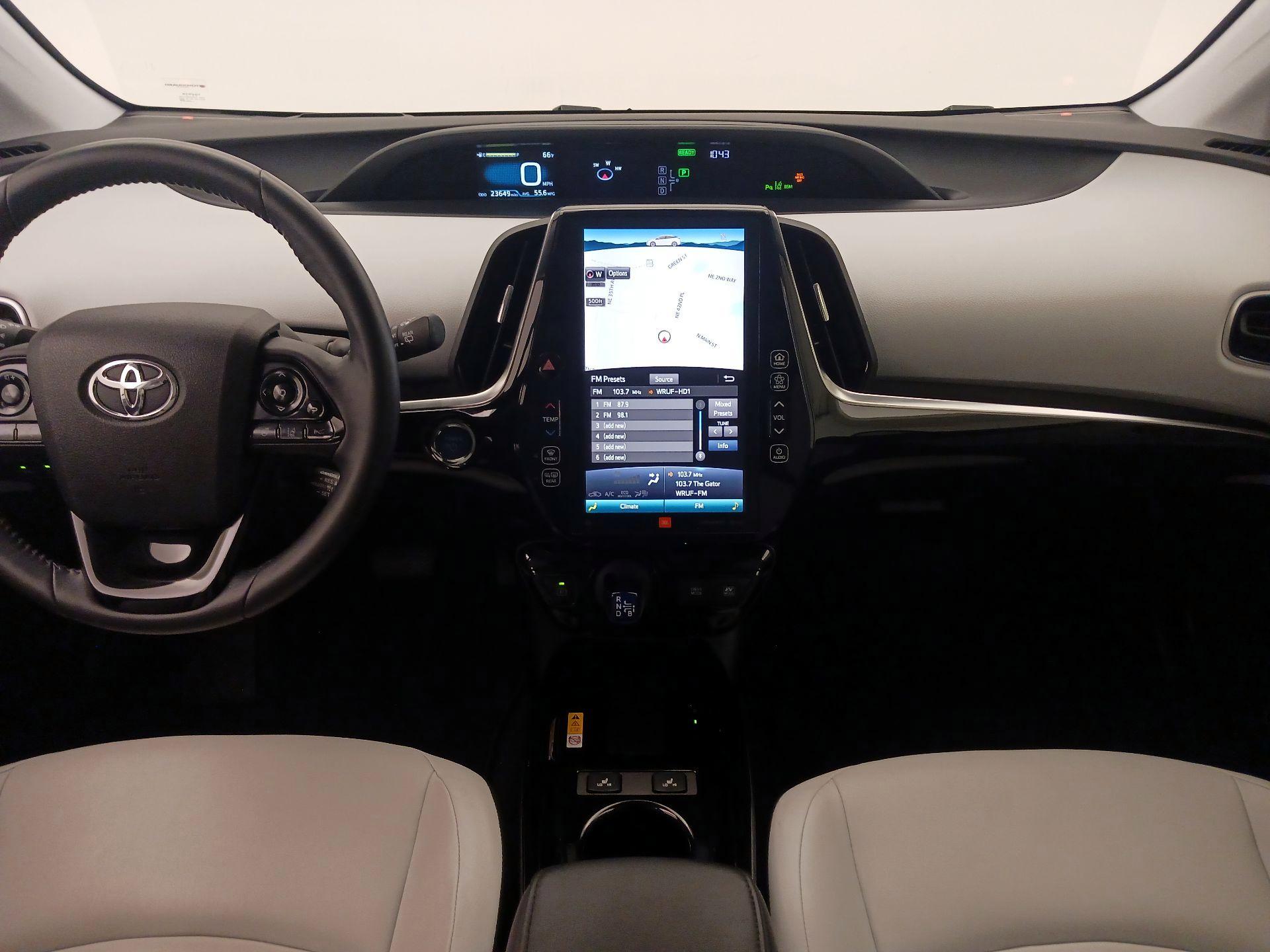 Thumbnail: 2020 Toyota Prius - 9