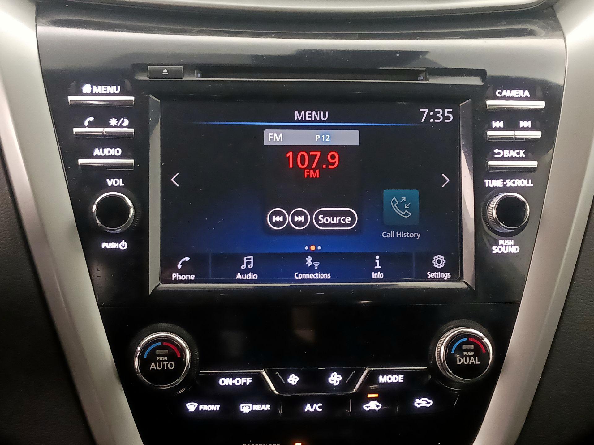 Thumbnail: 2020 Nissan Murano - 15