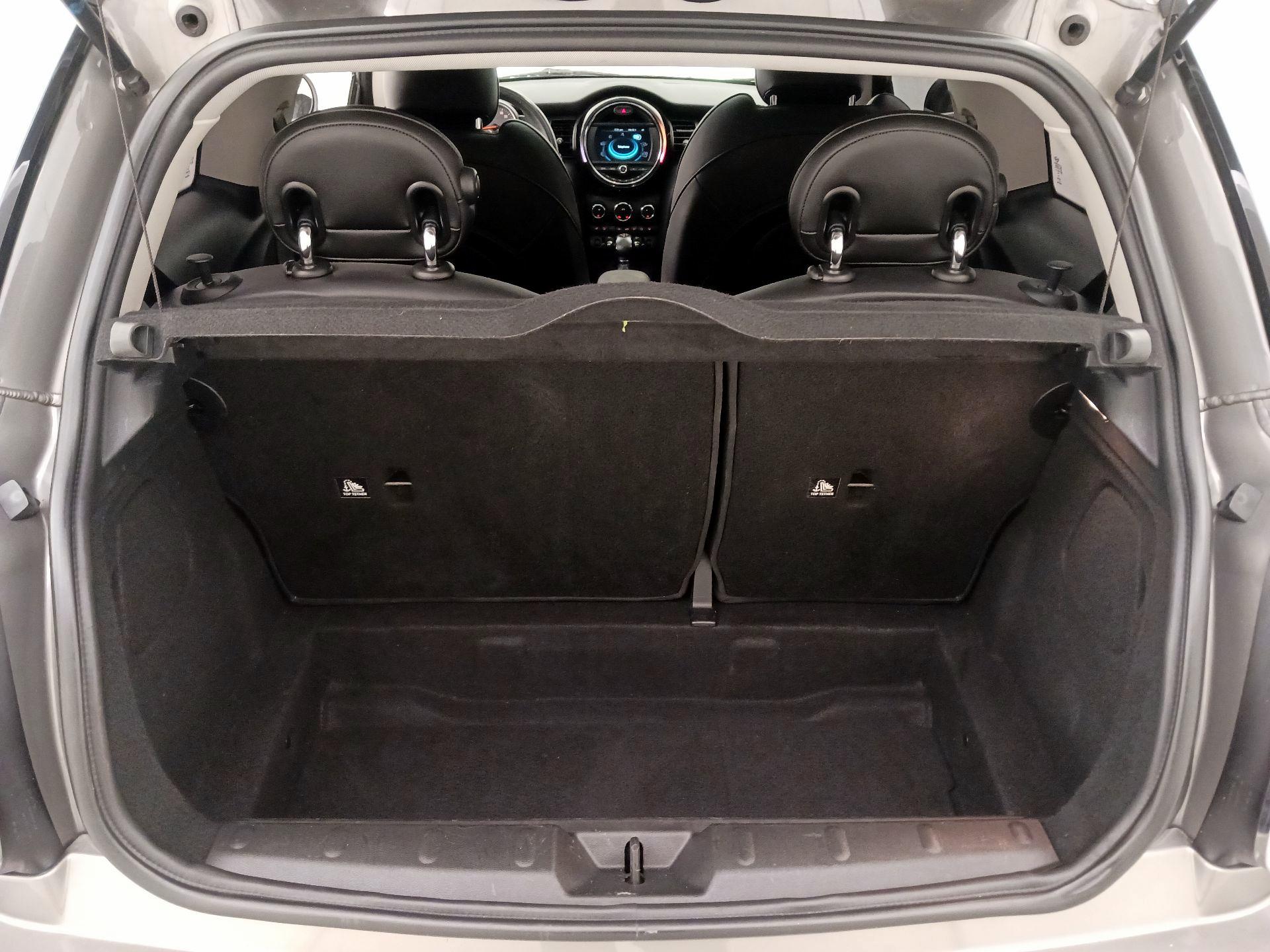 Thumbnail: 2017 MINI Cooper Hardtop - 20