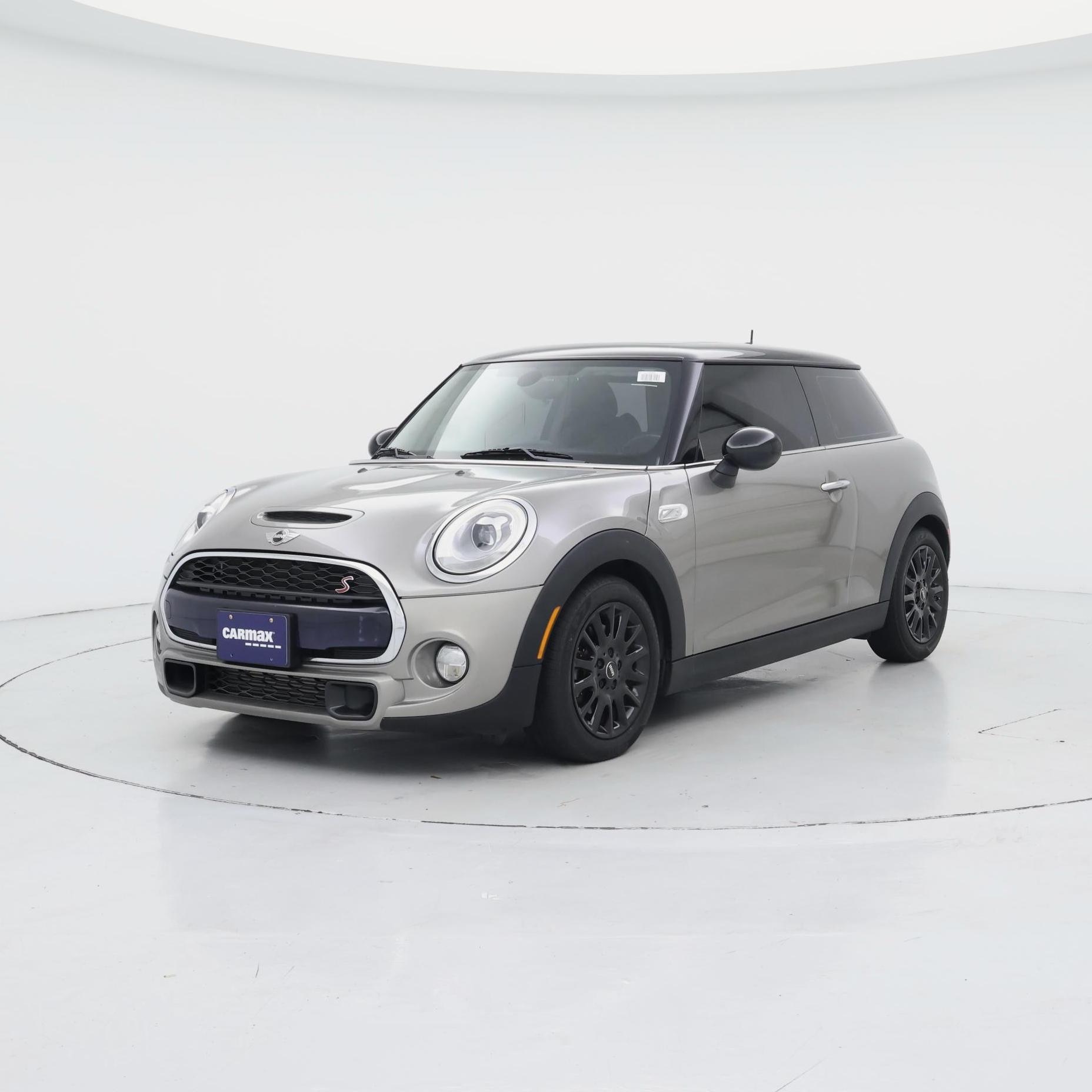Thumbnail: 2017 MINI Cooper Hardtop - 4