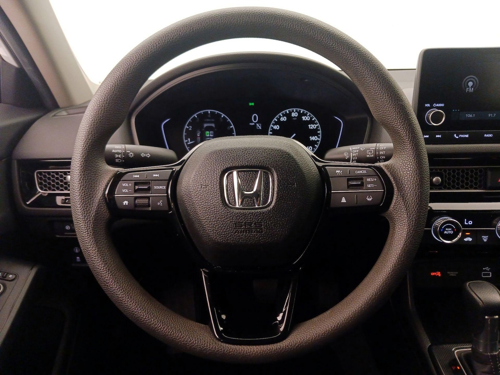 2024 Honda Civic Hatchback LX - Photo 11