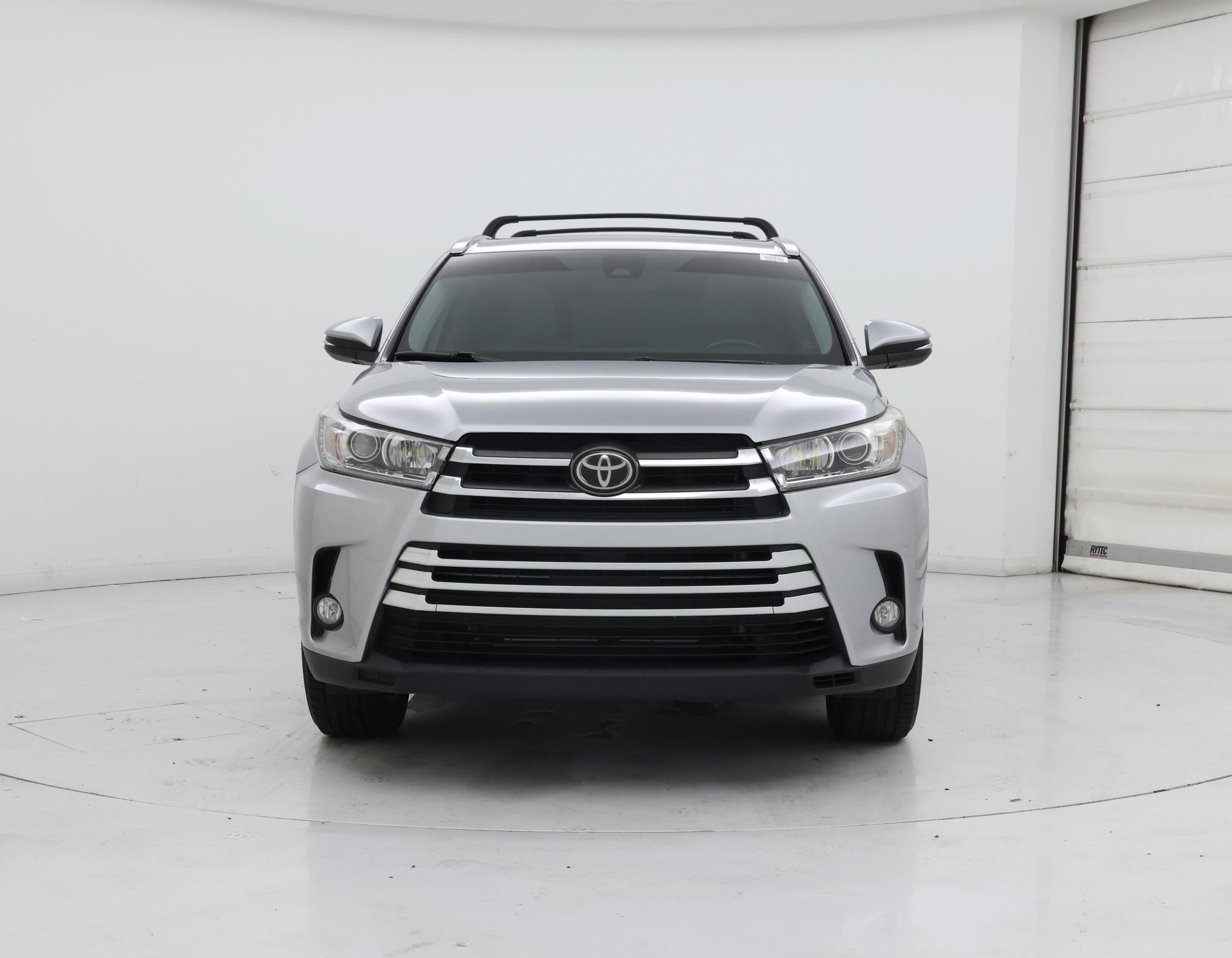 Thumbnail: 2018 Toyota Highlander - 5