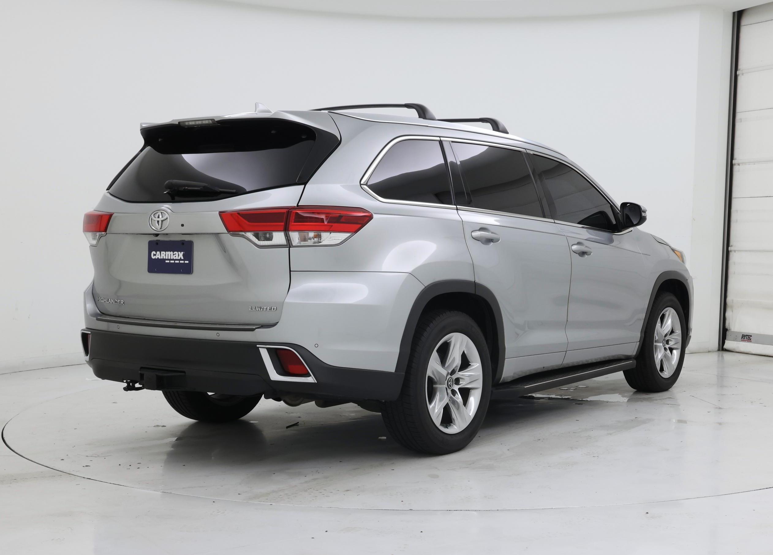 Thumbnail: 2018 Toyota Highlander - 8