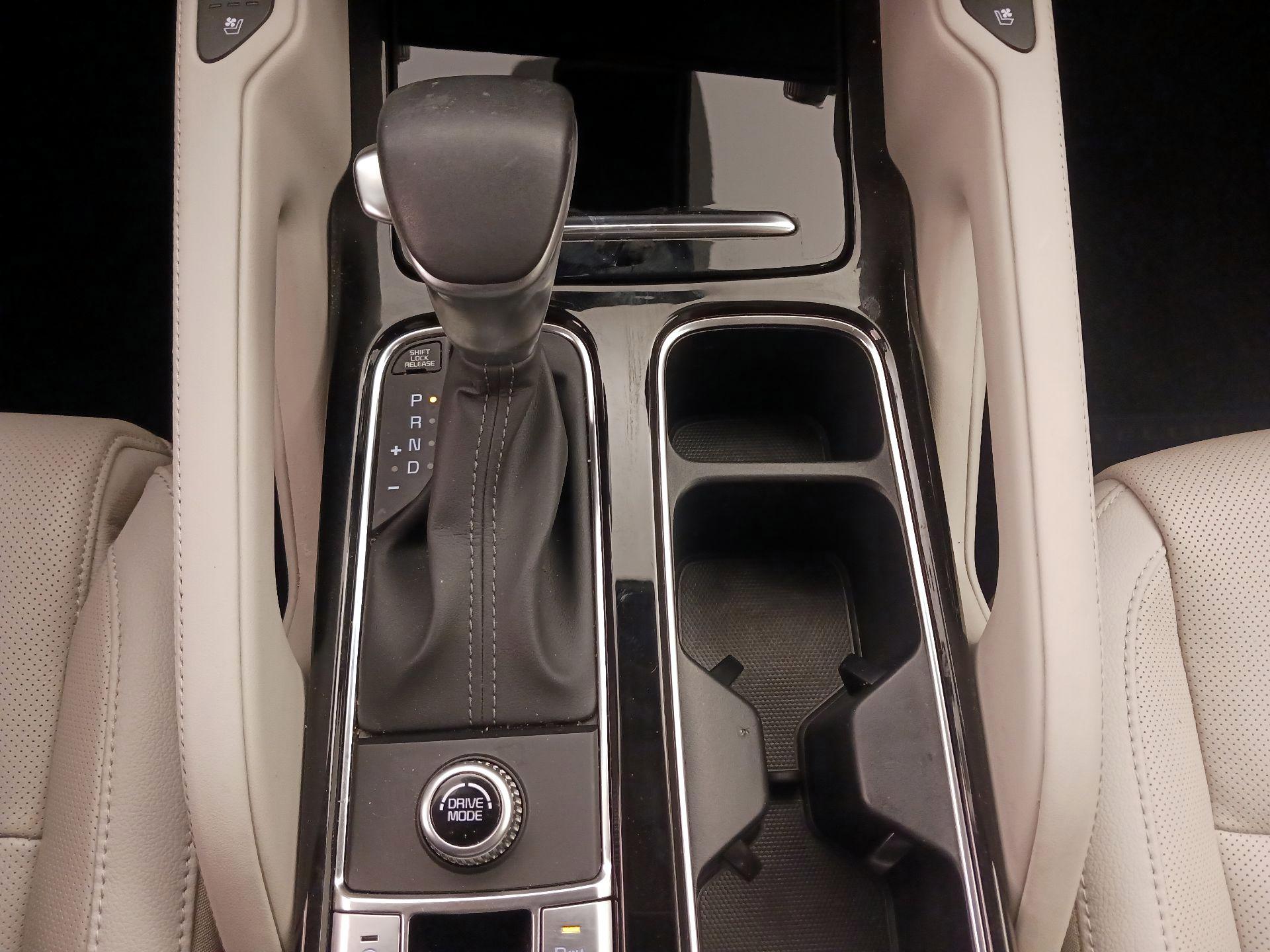 Thumbnail: 2024 Kia Telluride - 18