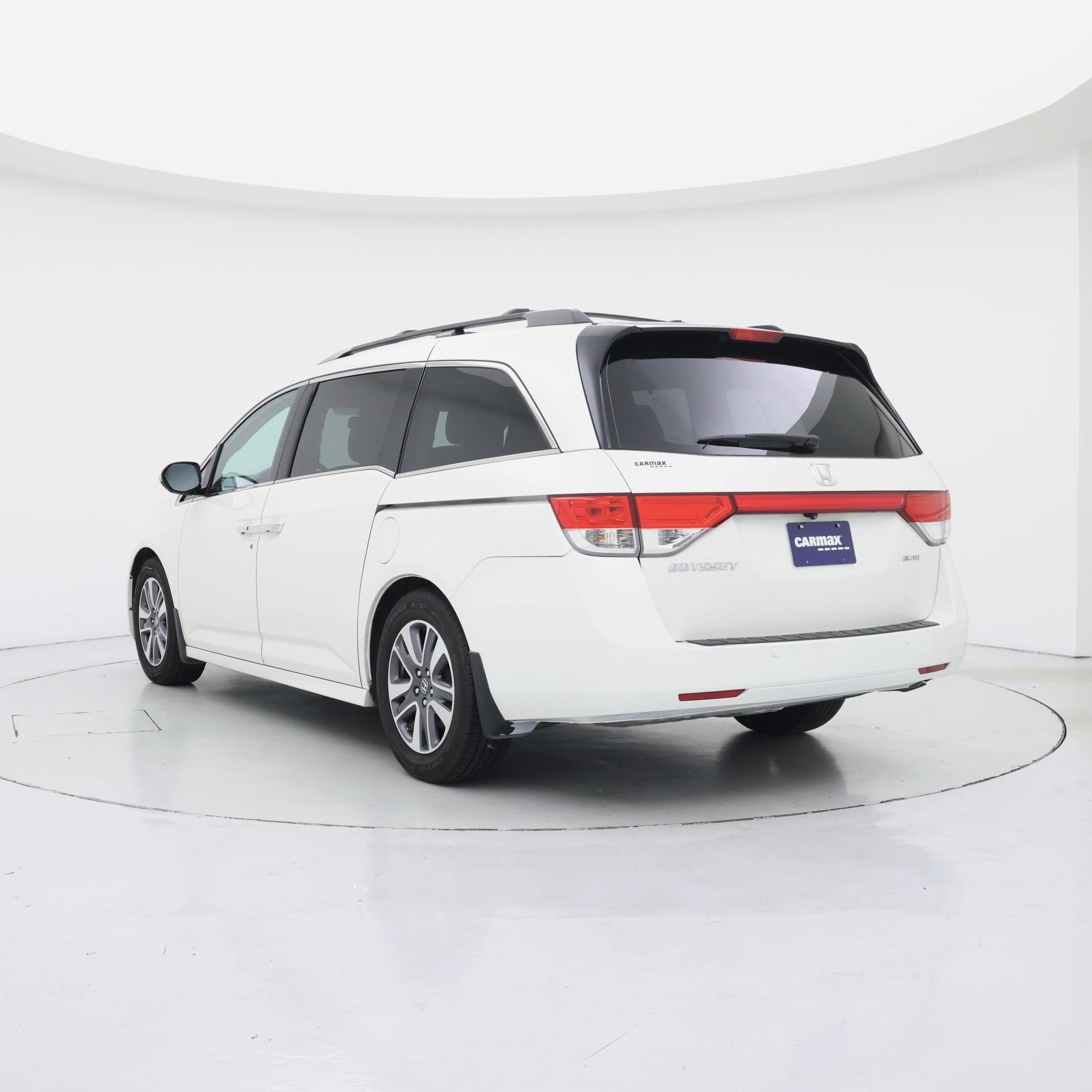 Thumbnail: 2017 Honda Odyssey - 2