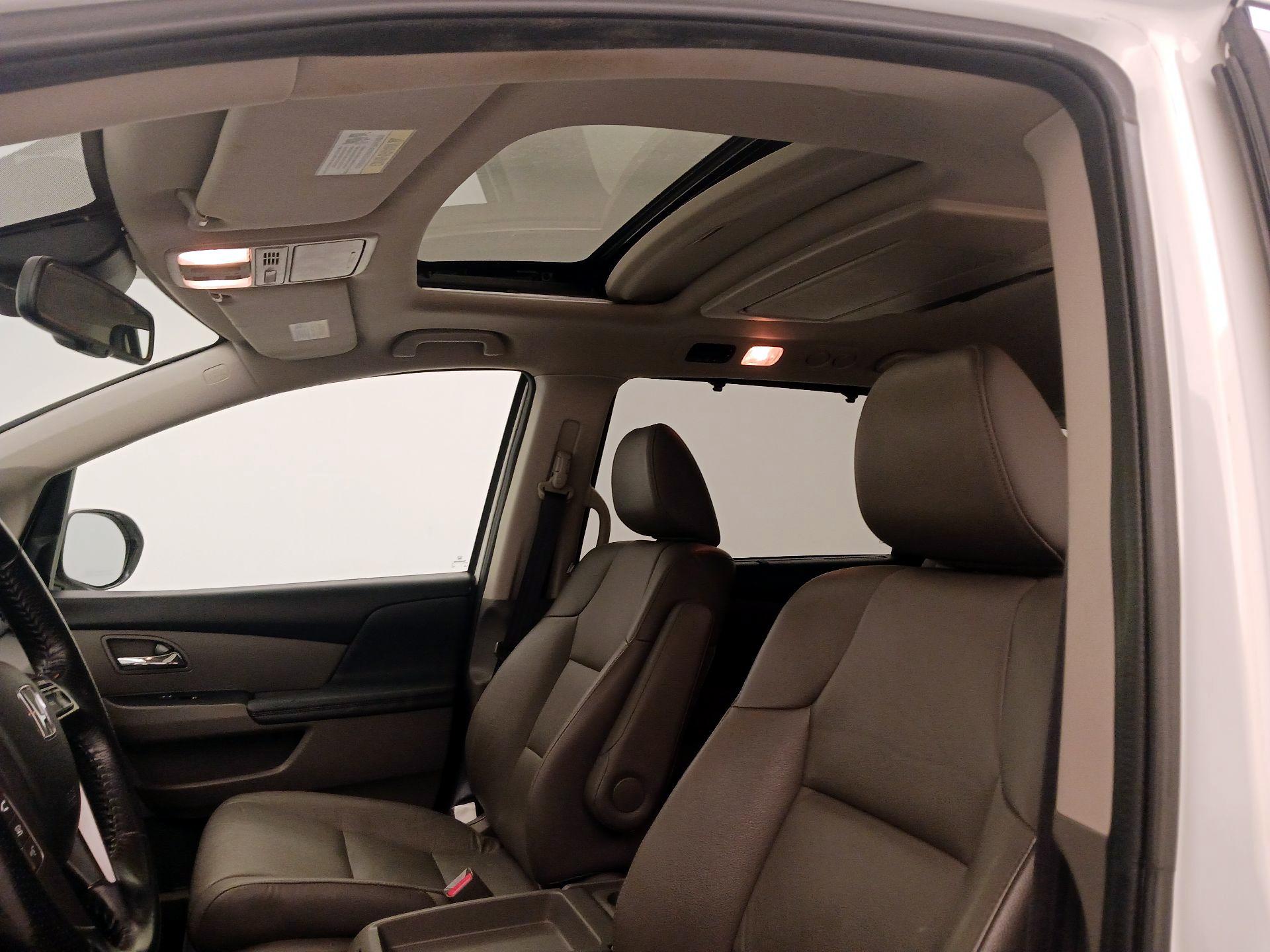 Thumbnail: 2017 Honda Odyssey - 20