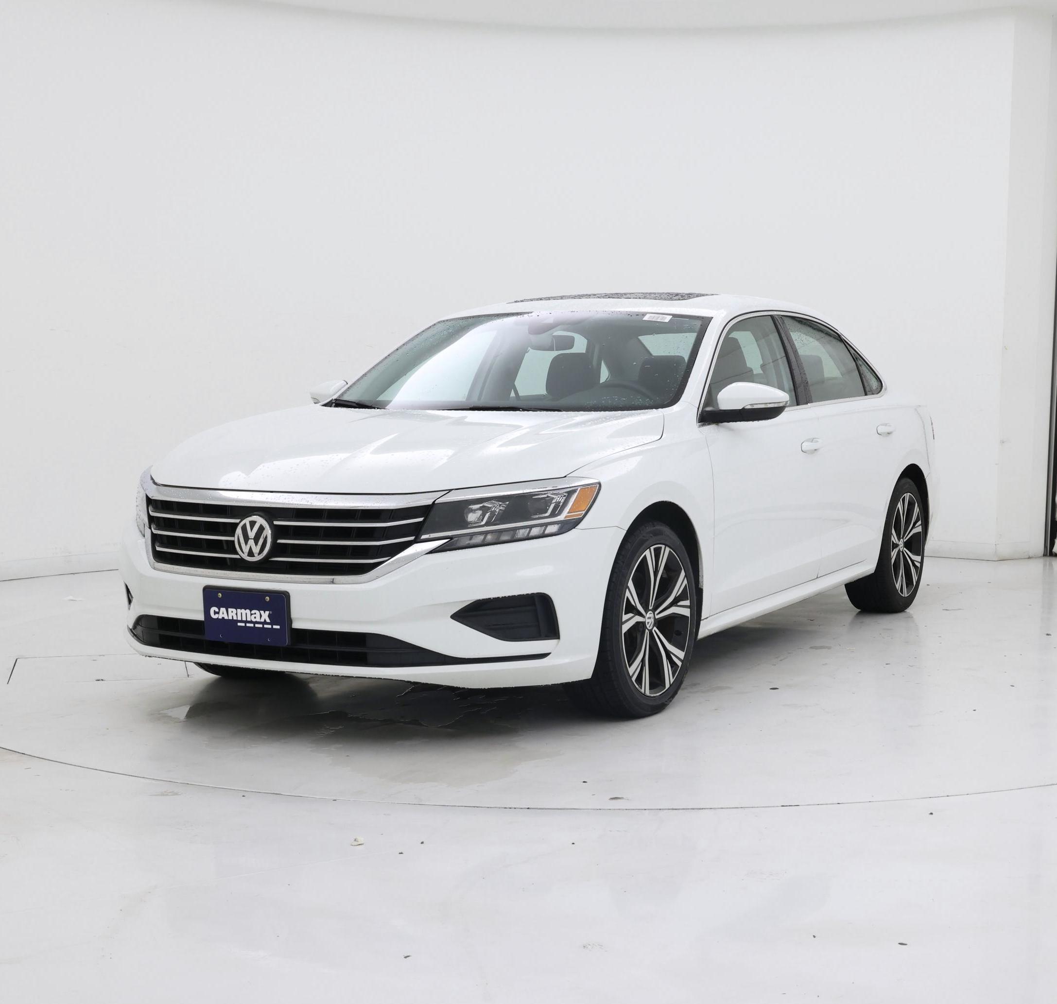 Thumbnail: 2022 Volkswagen Passat - 4