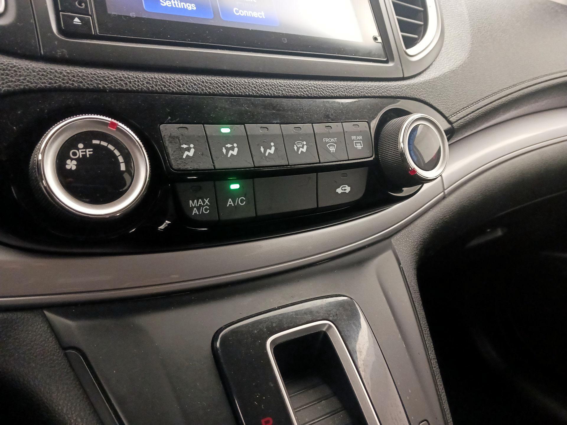 Thumbnail: 2015 Honda CR-V - 16