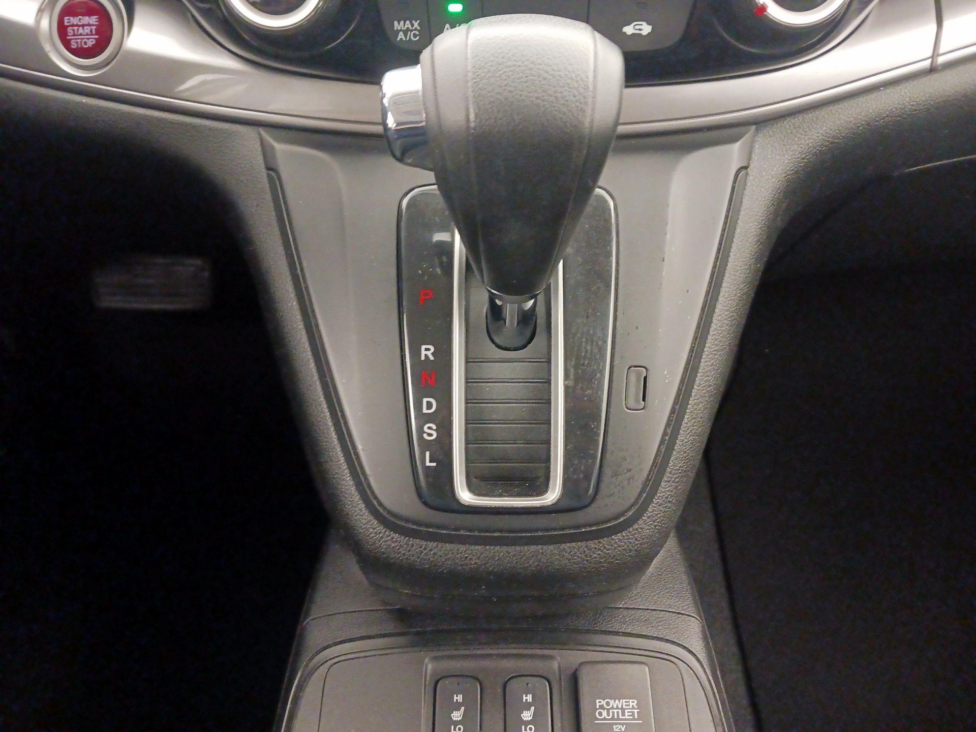 Thumbnail: 2015 Honda CR-V - 17