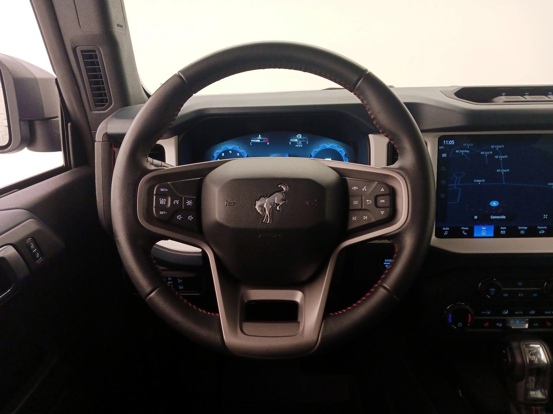 Thumbnail: 2025 Ford Bronco - 10
