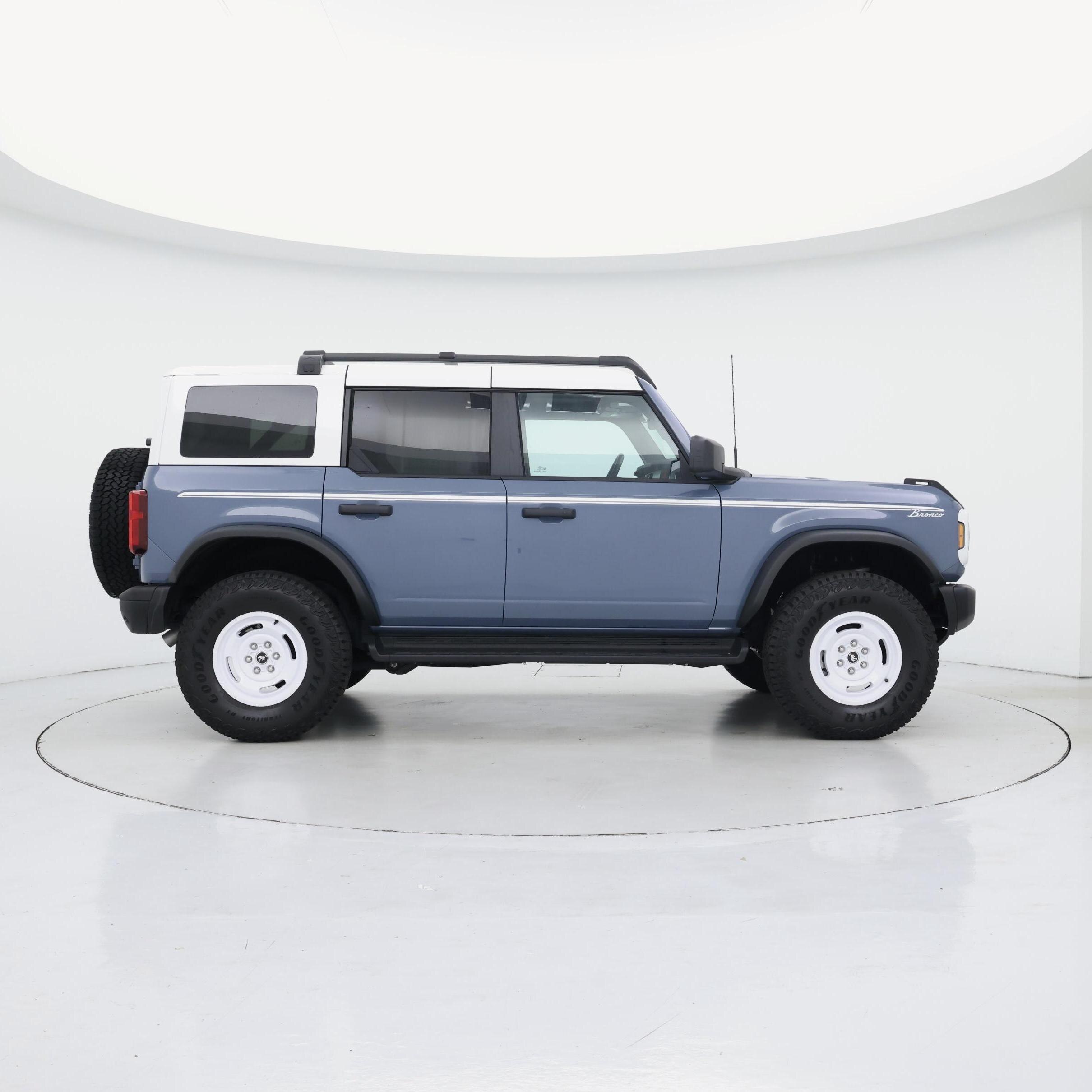 Thumbnail: 2025 Ford Bronco - 7