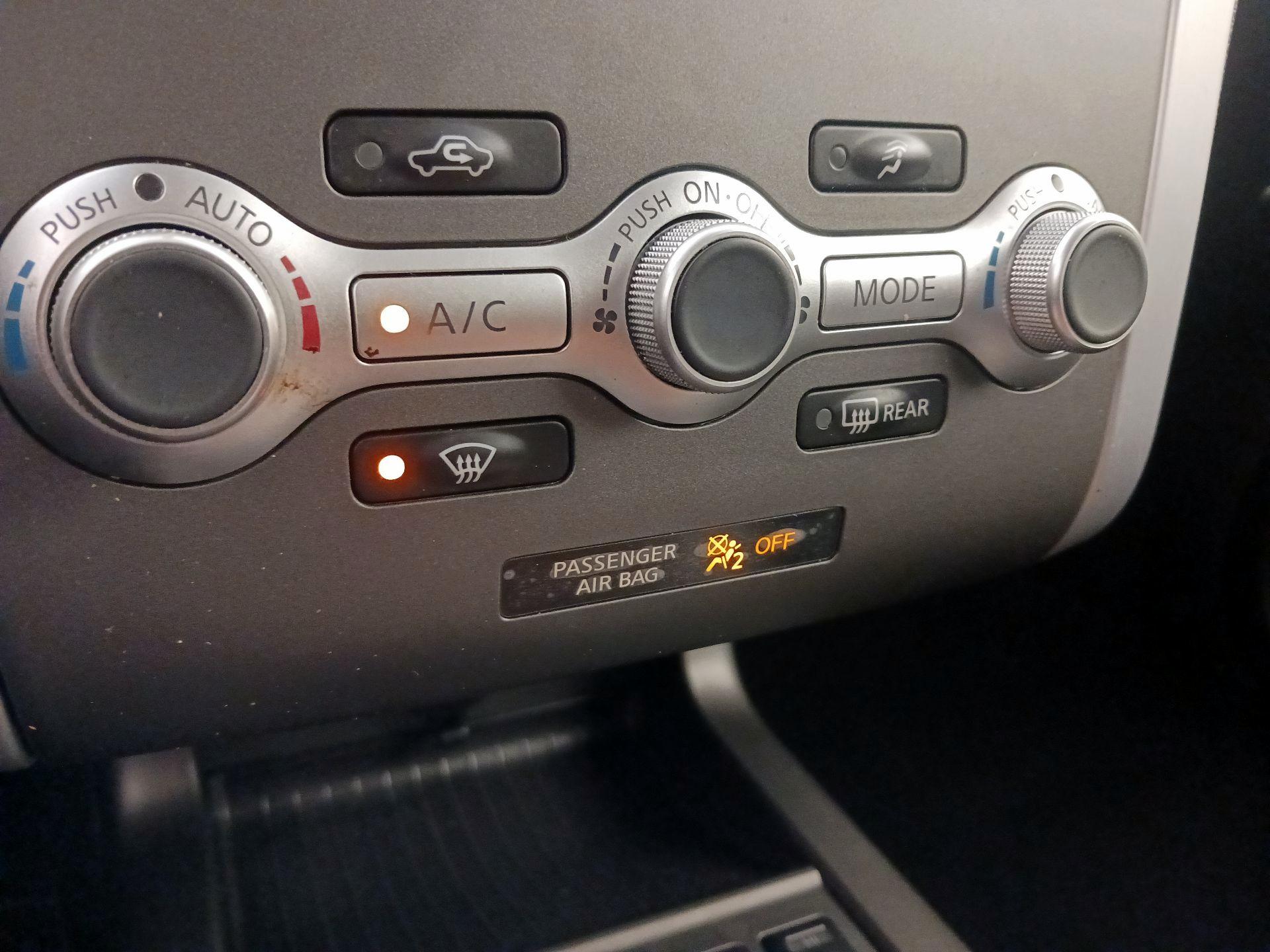 Thumbnail: 2014 Nissan Murano - 17