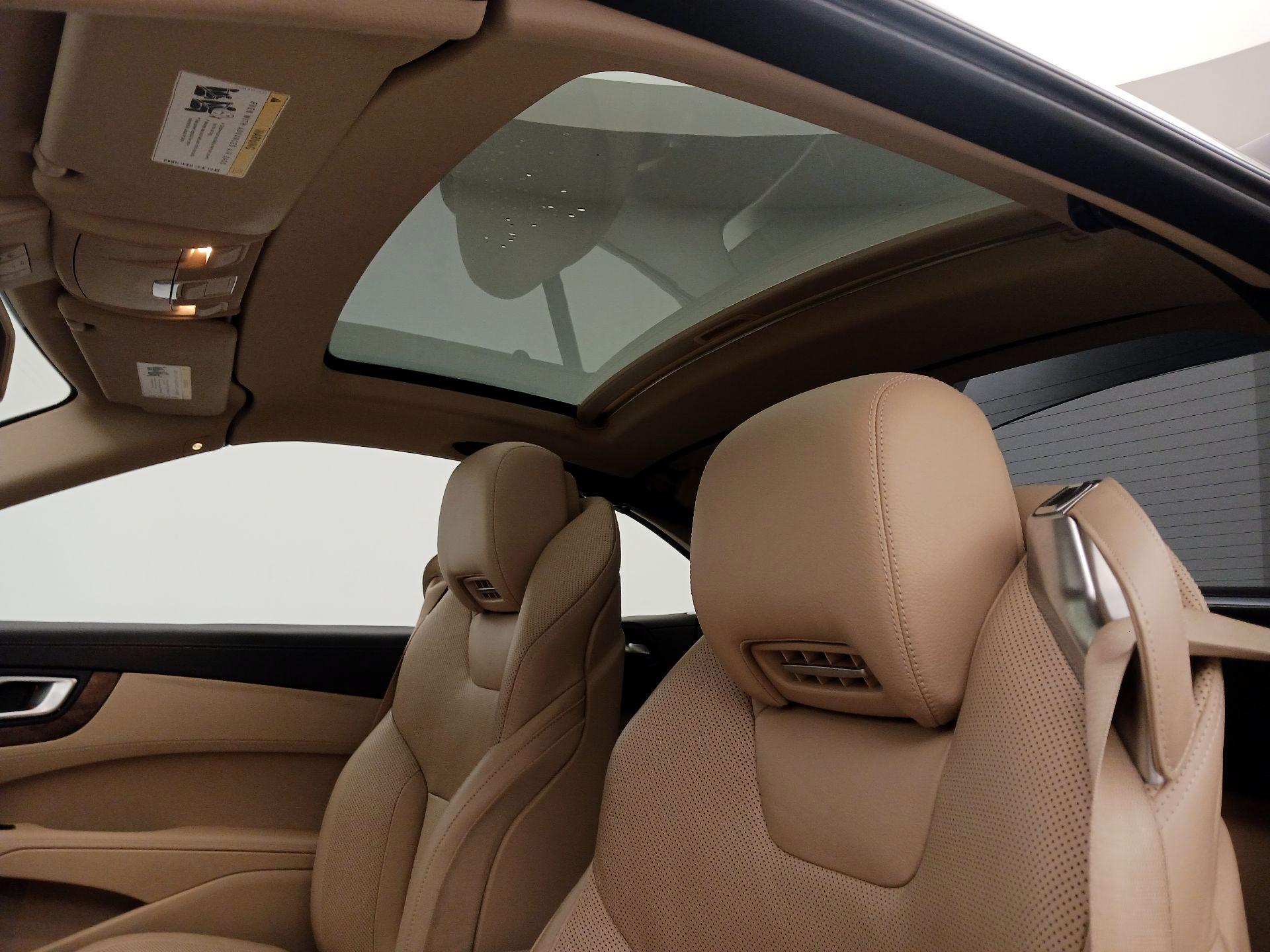 Thumbnail: 2016 Mercedes-Benz SL-Class - 19