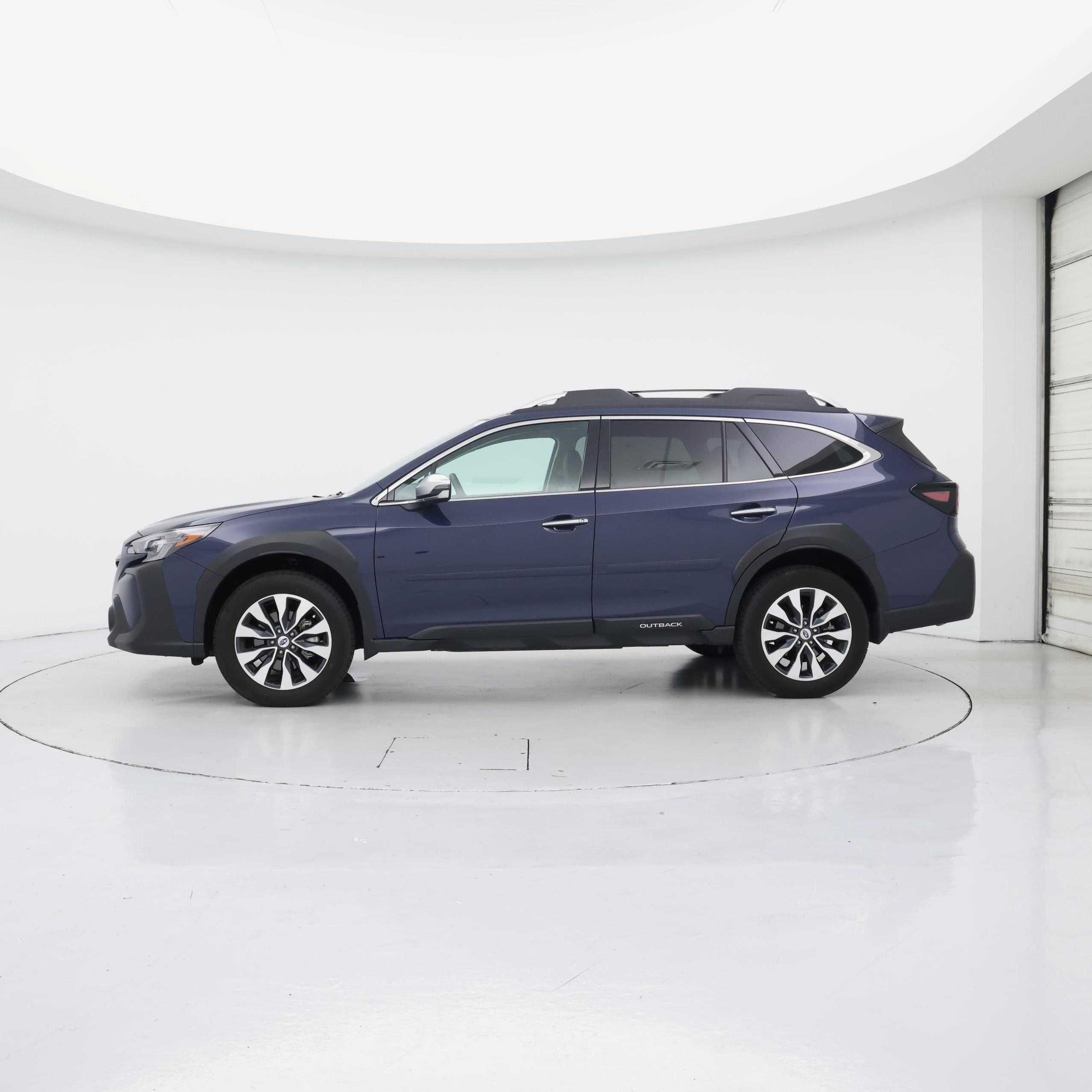 Thumbnail: 2025 Subaru Outback - 3