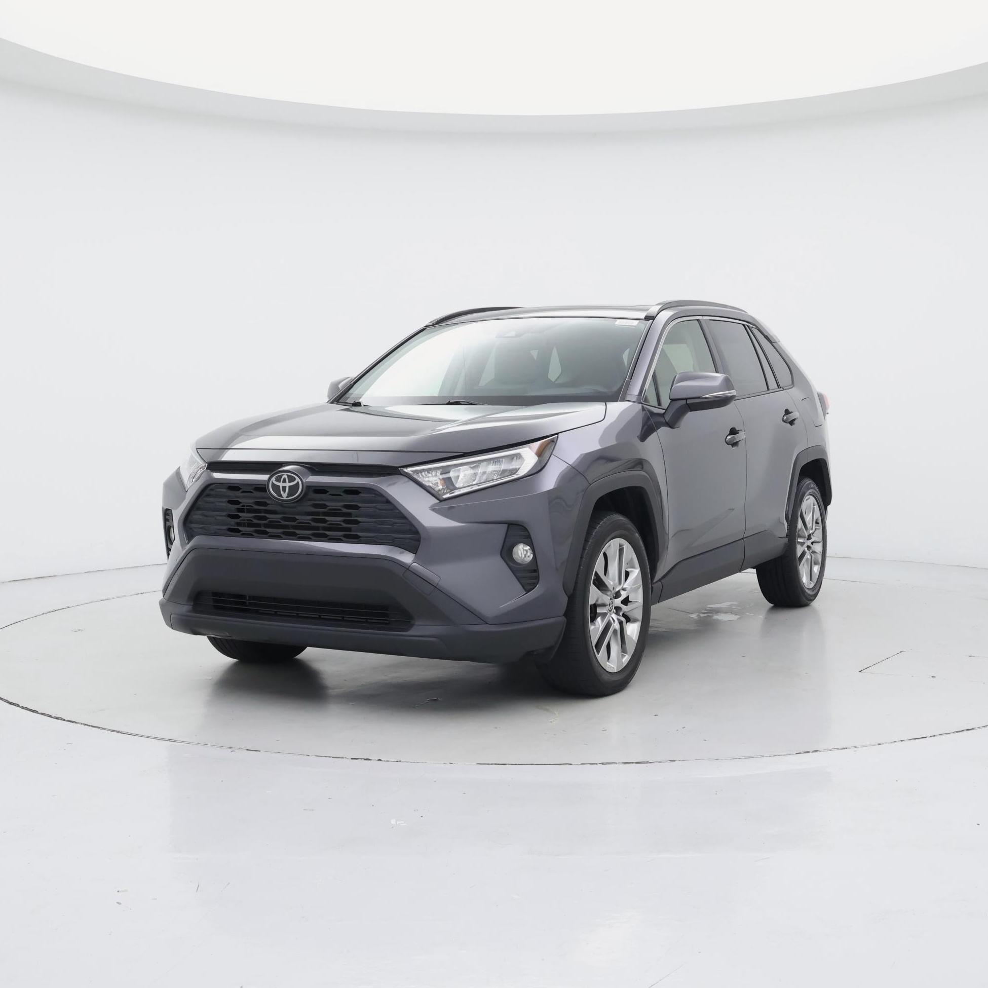 Thumbnail: 2020 Toyota RAV4 - 4