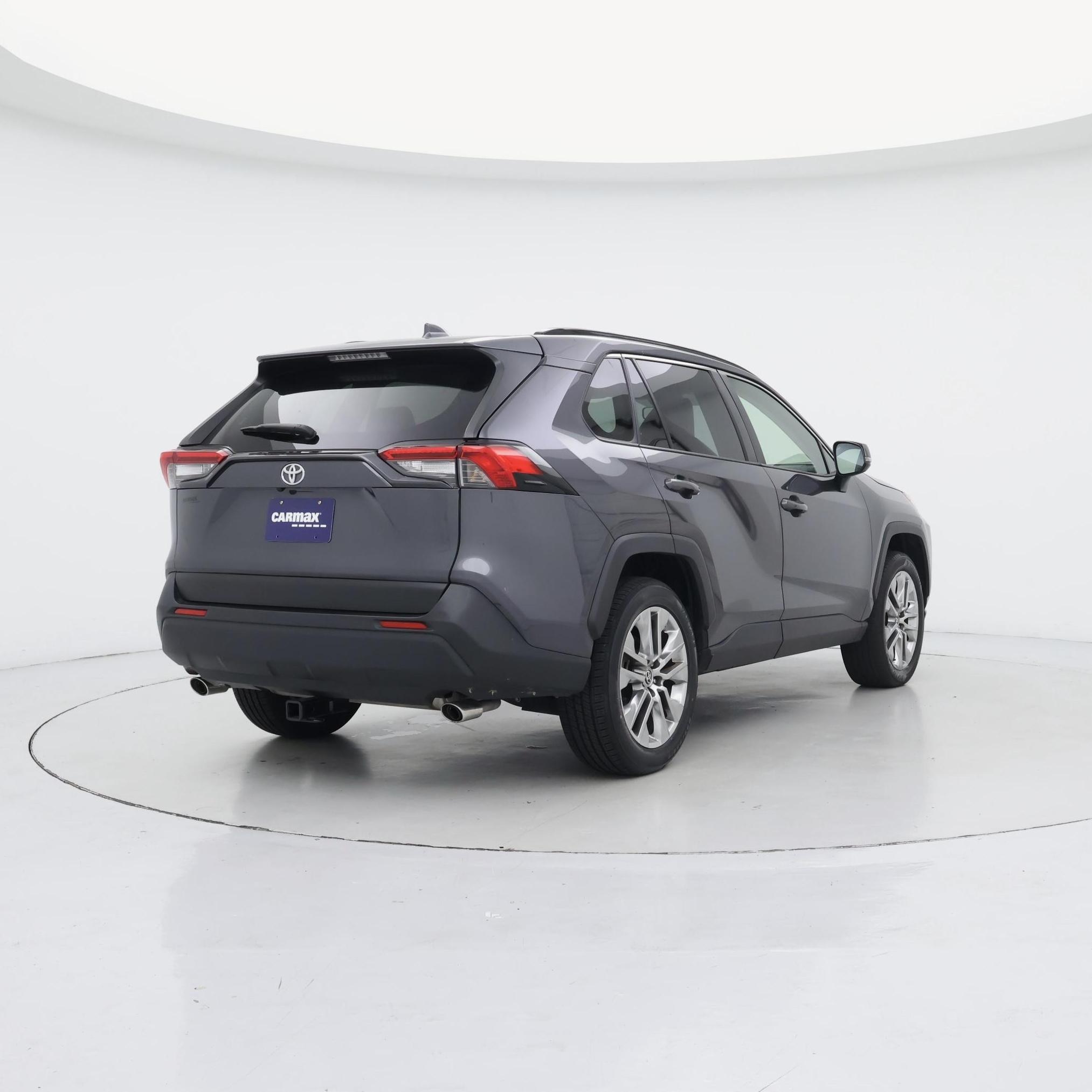 Thumbnail: 2020 Toyota RAV4 - 8