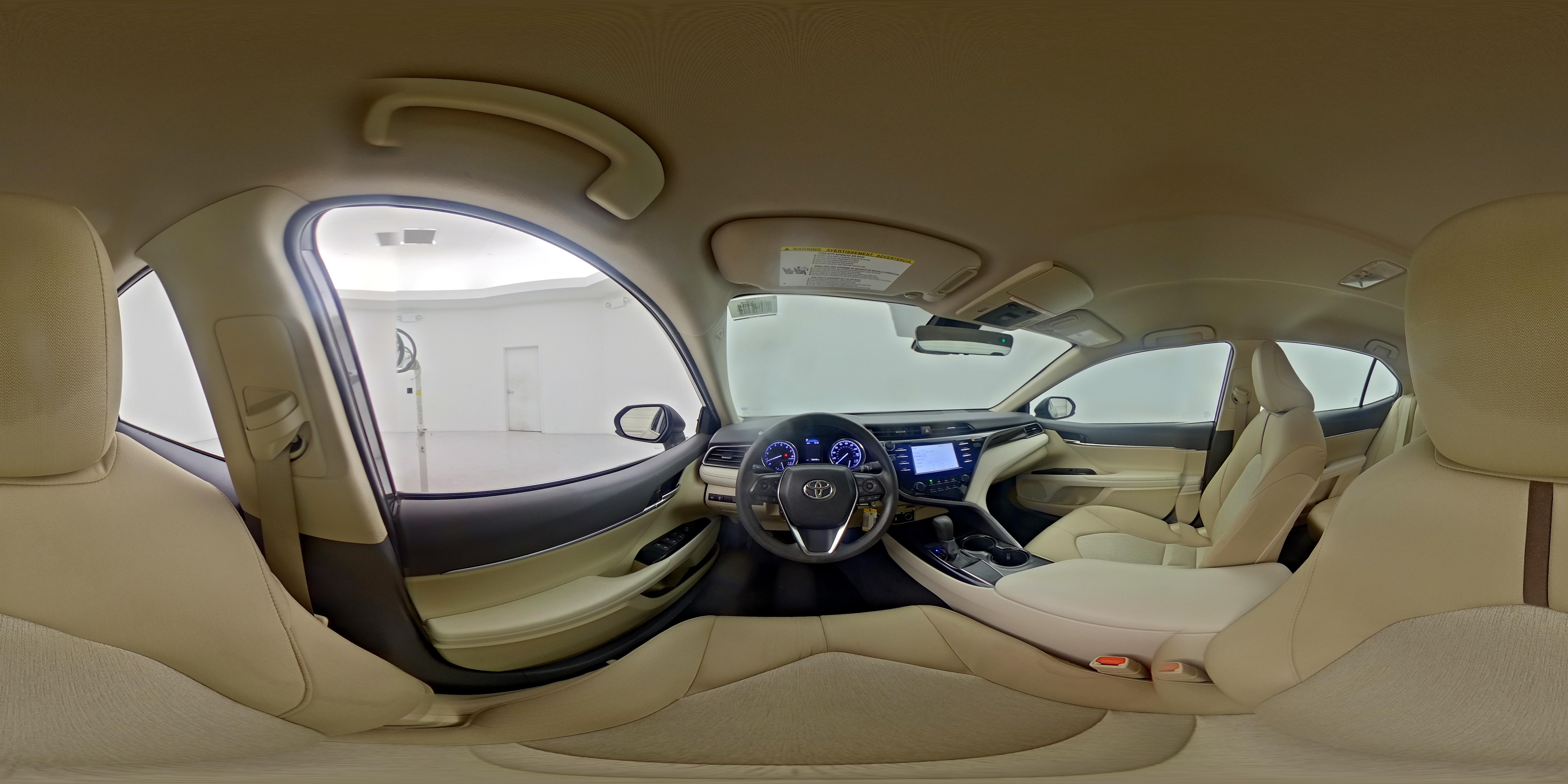 2019 Toyota Camry LE - Photo 26