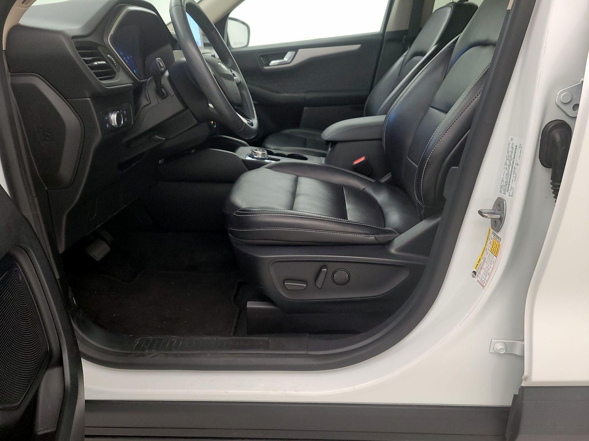 Thumbnail: 2020 Ford Escape - 11