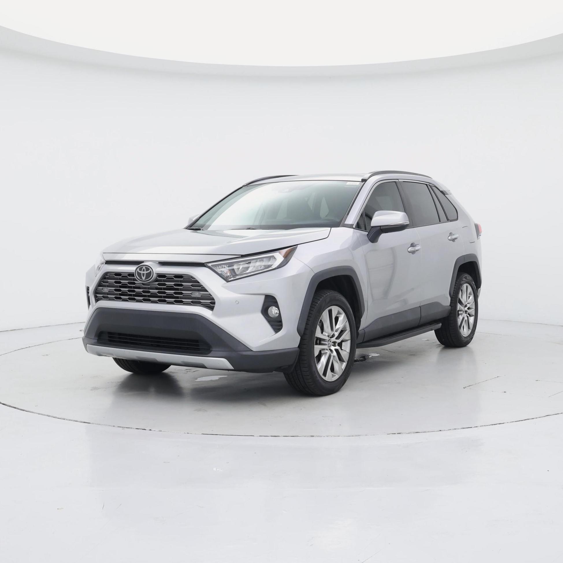 Thumbnail: 2020 Toyota RAV4 - 4