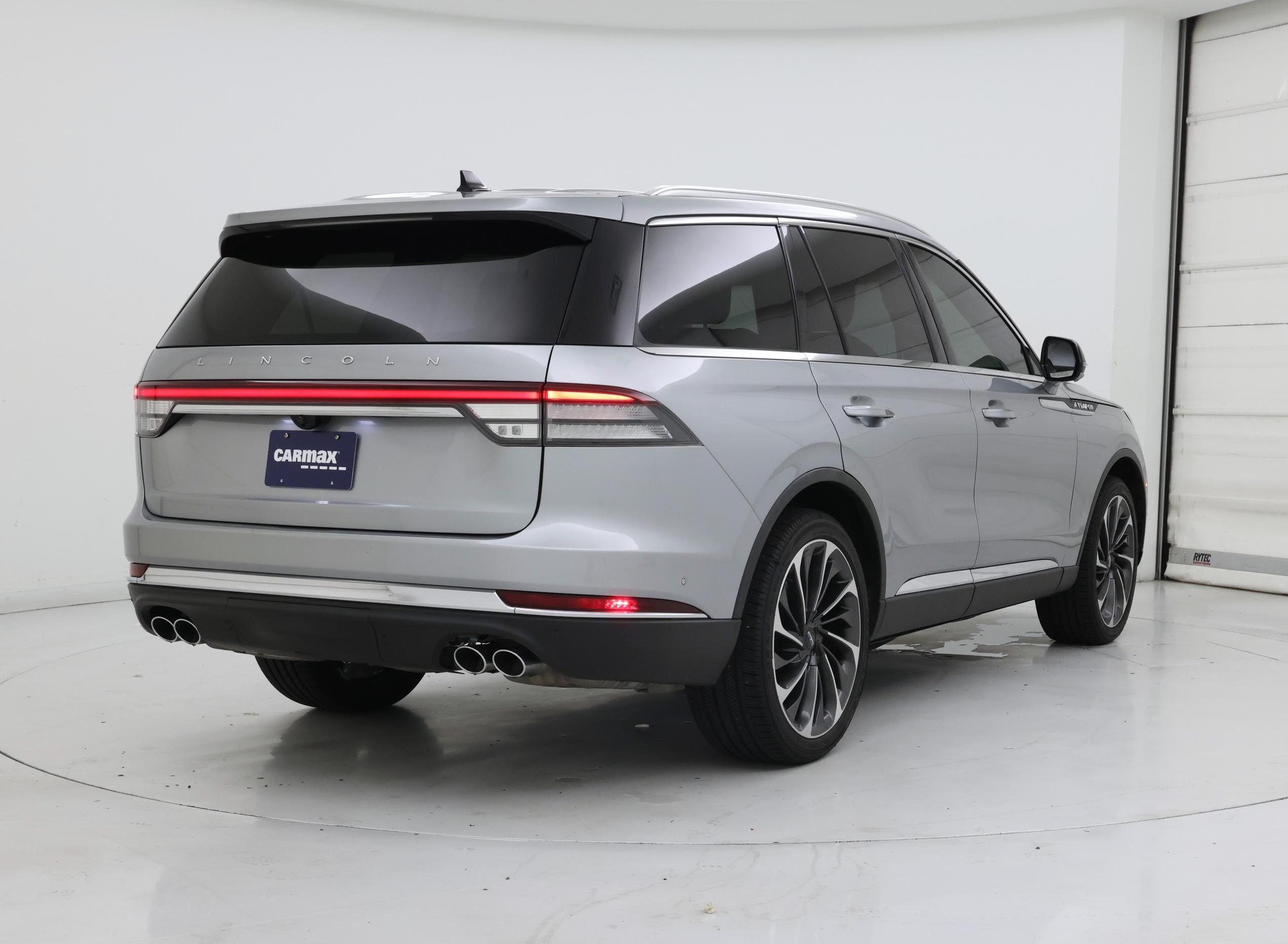 Thumbnail: 2023 Lincoln Aviator - 8