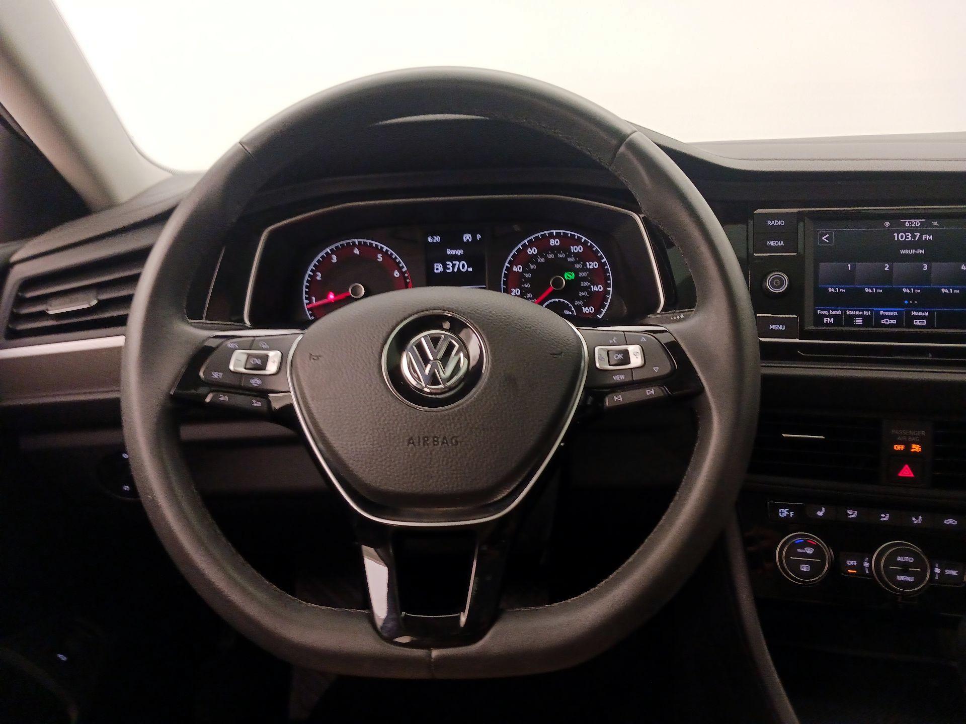 Thumbnail: 2020 Volkswagen Jetta - 10