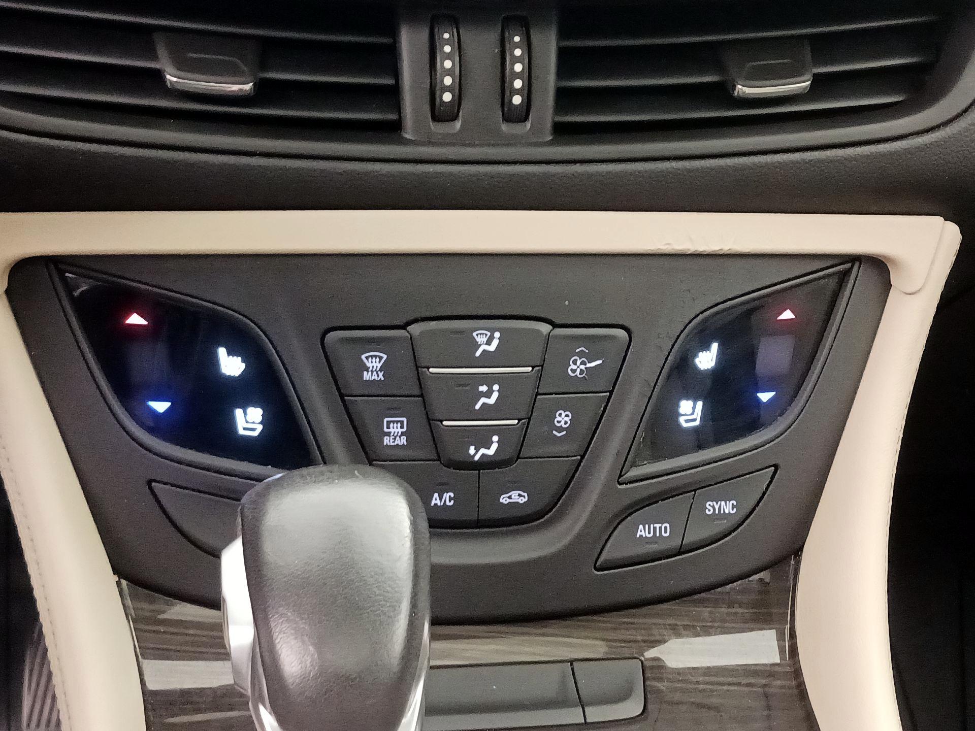Thumbnail: 2019 Buick Envision - 17
