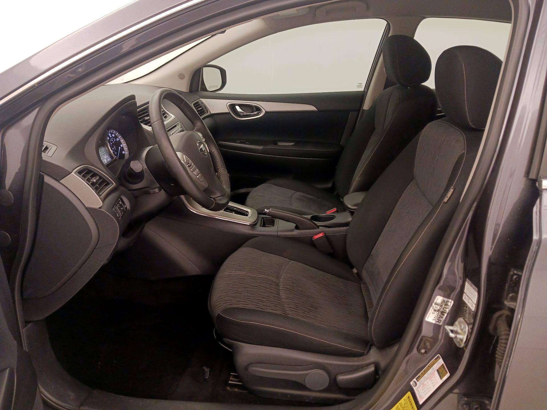 Thumbnail: 2014 Nissan Sentra - 11