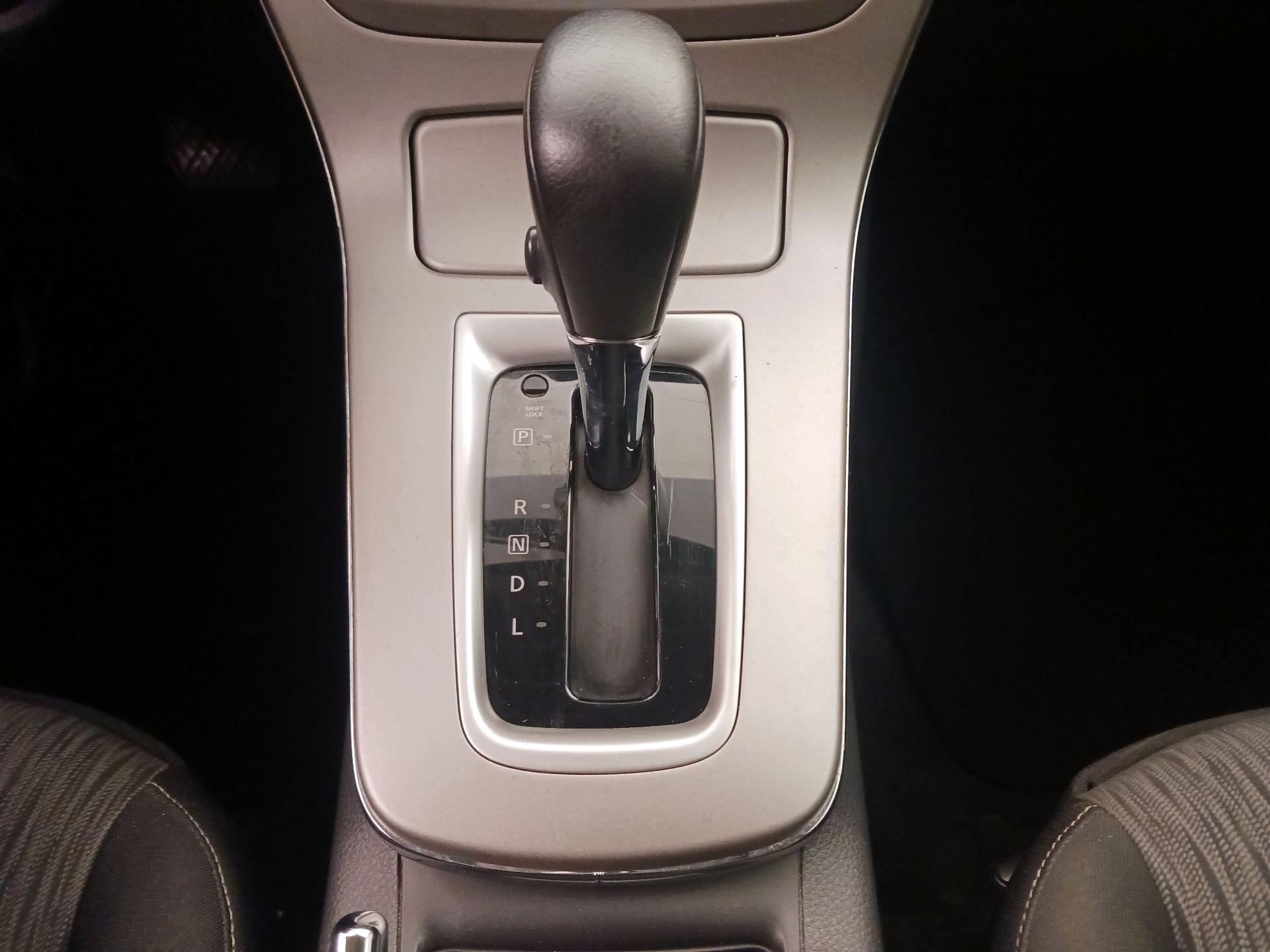 Thumbnail: 2014 Nissan Sentra - 16