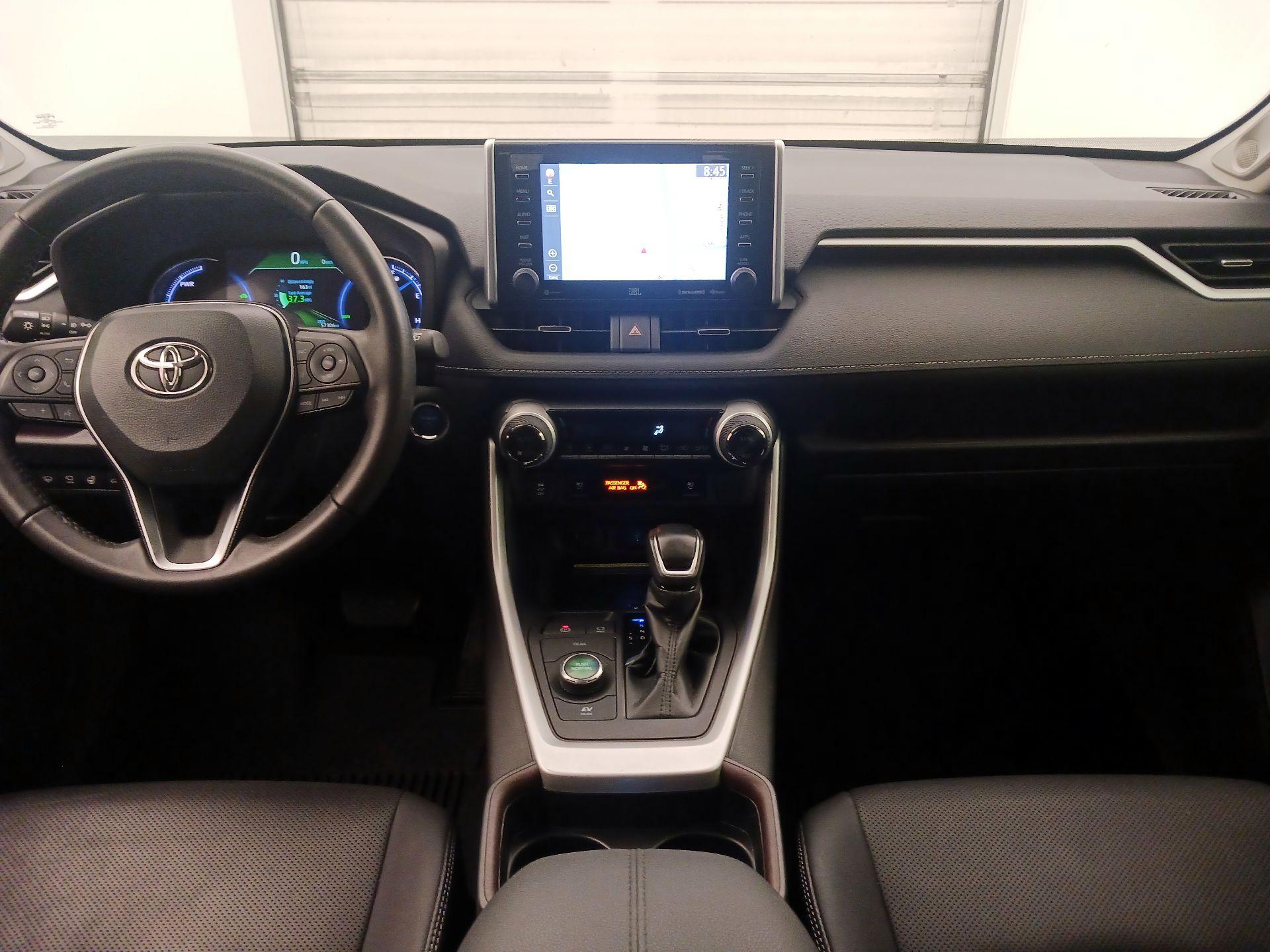 Thumbnail: 2021 Toyota RAV4 - 9
