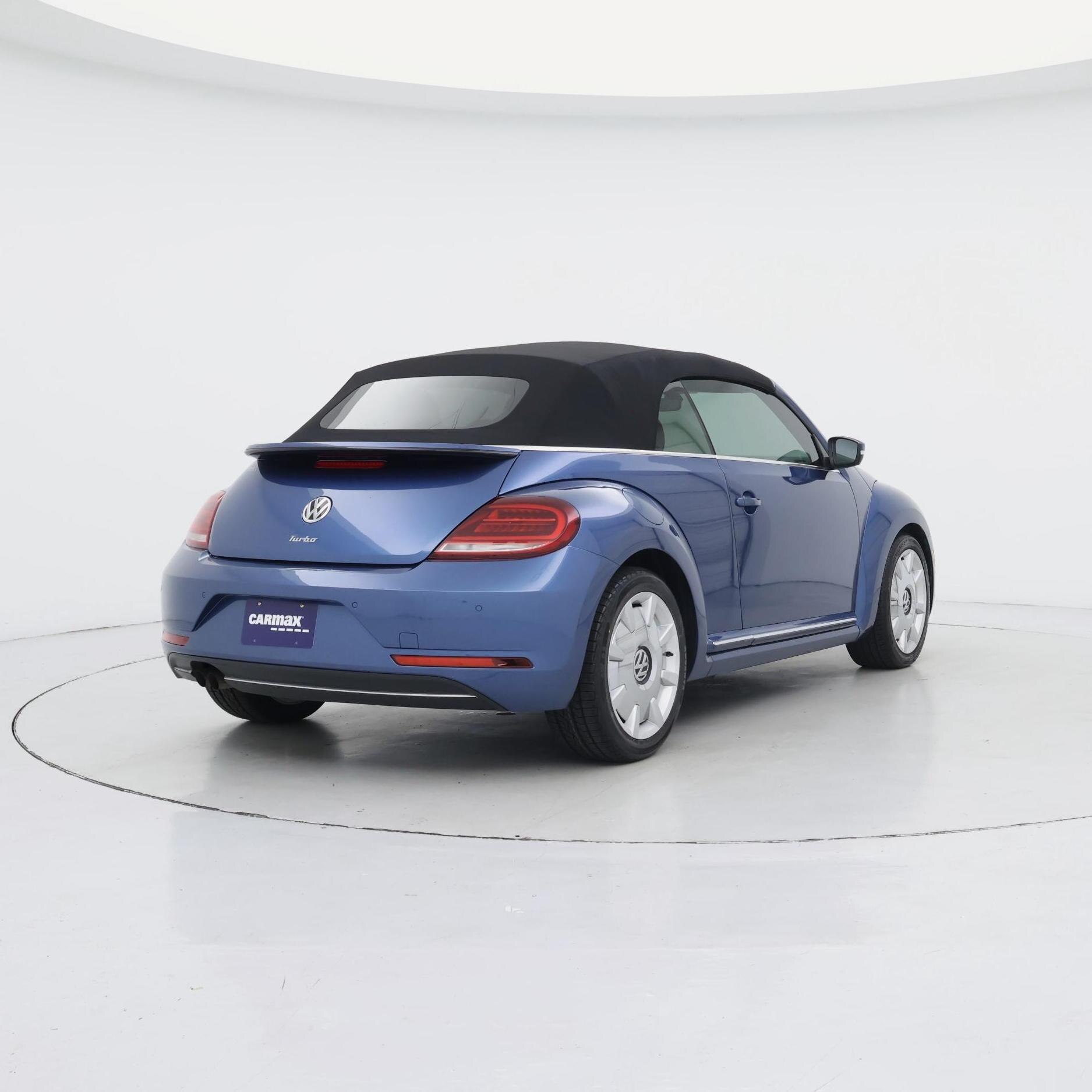 Thumbnail: 2019 Volkswagen Beetle - 8