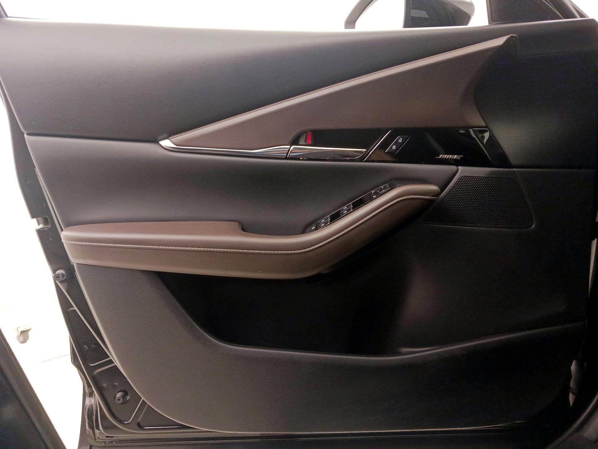 Thumbnail: 2023 Mazda CX-30 - 12