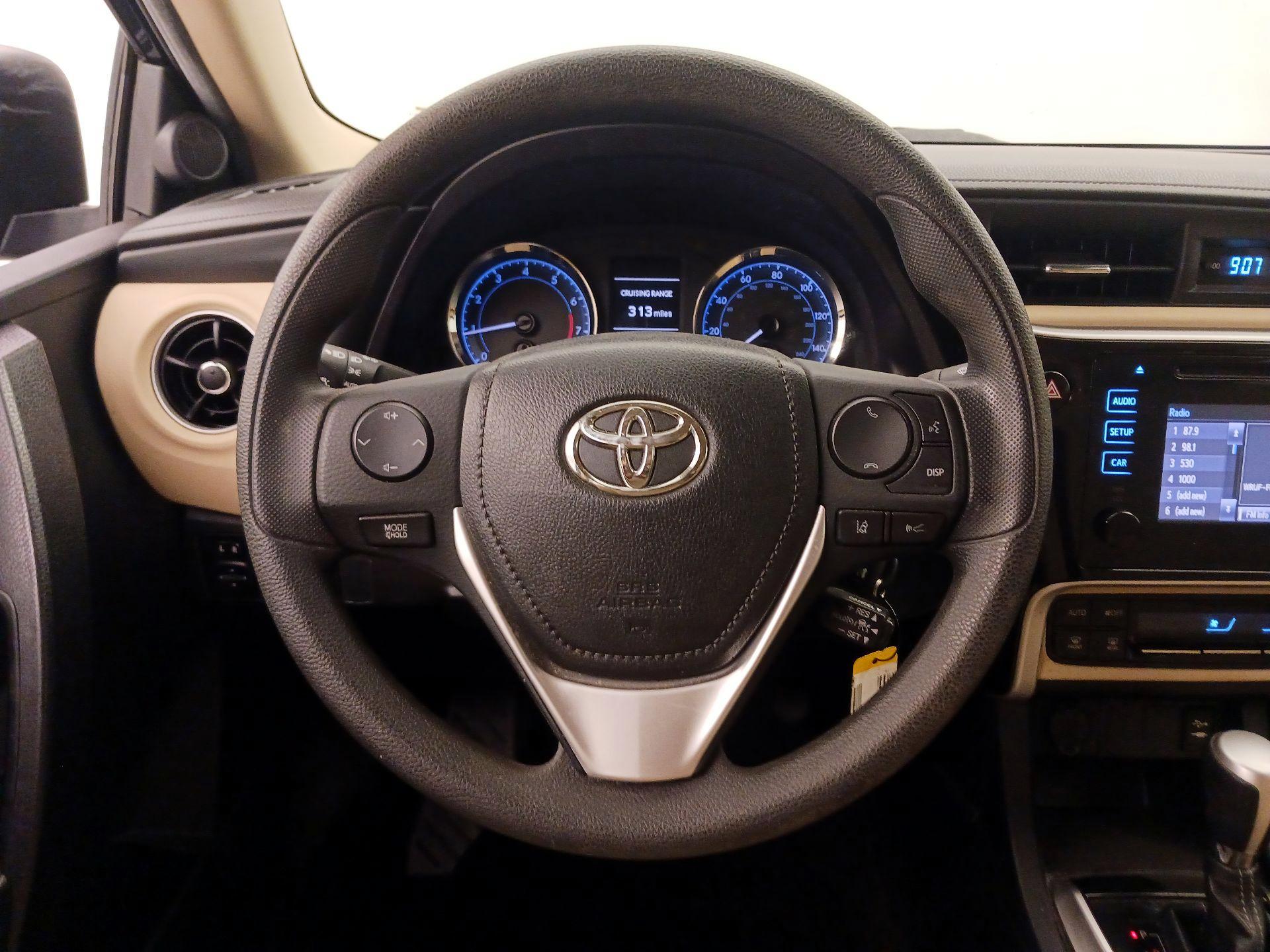 Thumbnail: 2019 Toyota Corolla - 10