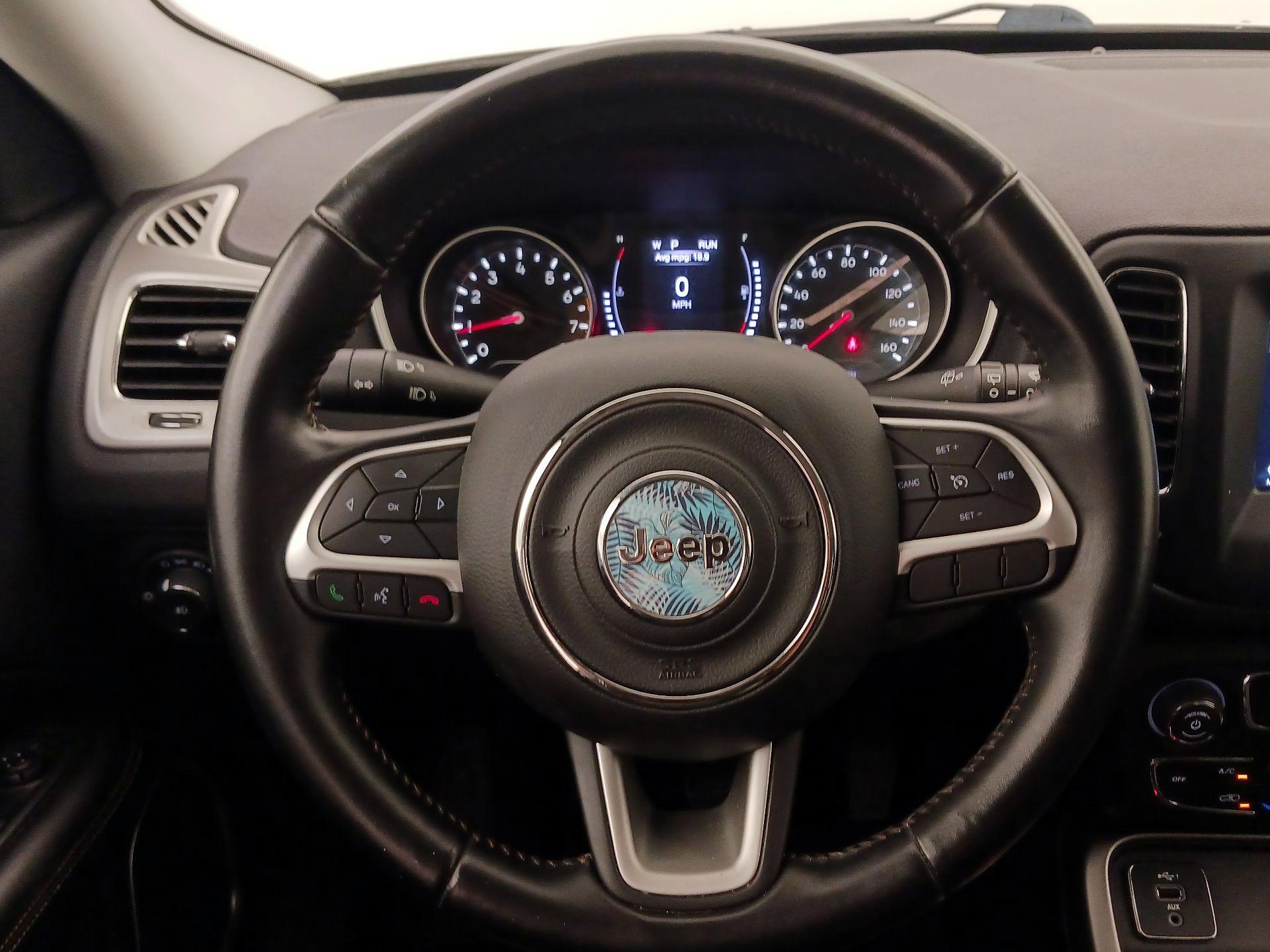 Thumbnail: 2020 Jeep Compass - 10