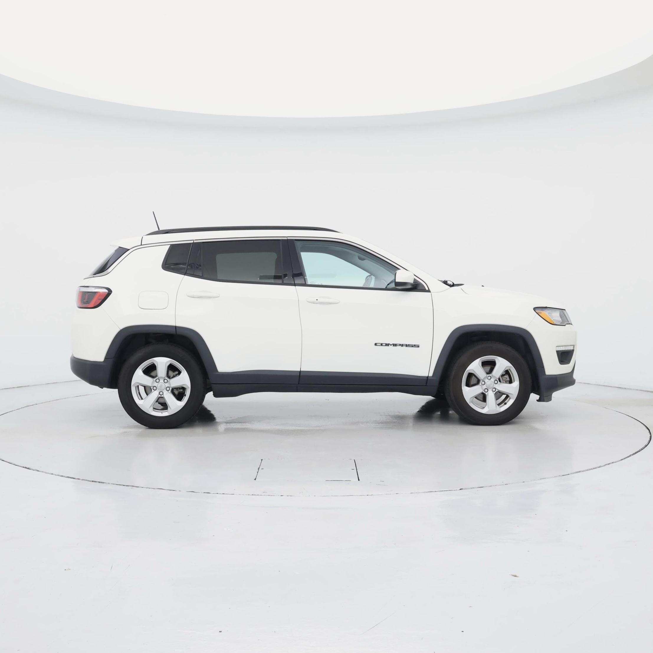 Thumbnail: 2020 Jeep Compass - 7