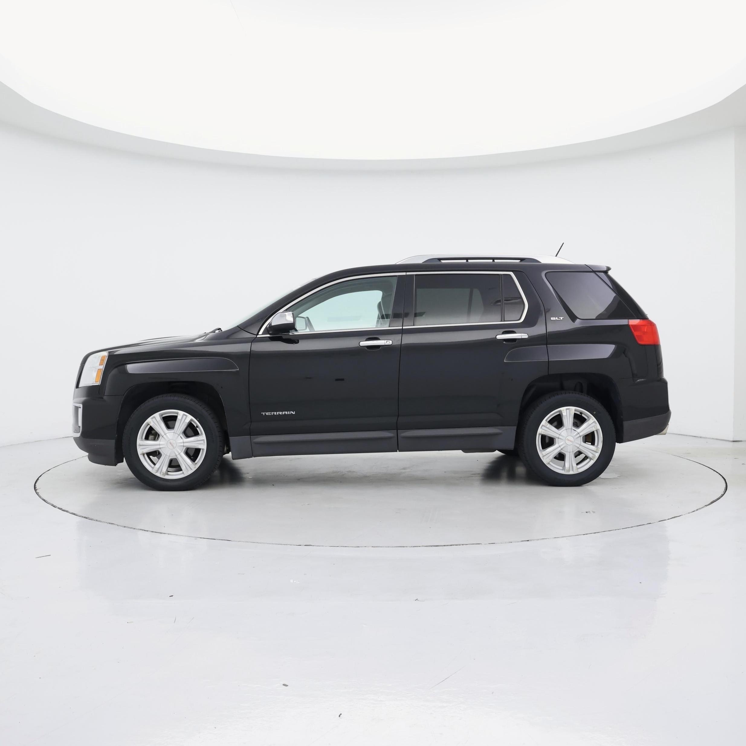 Thumbnail: 2017 GMC Terrain - 3