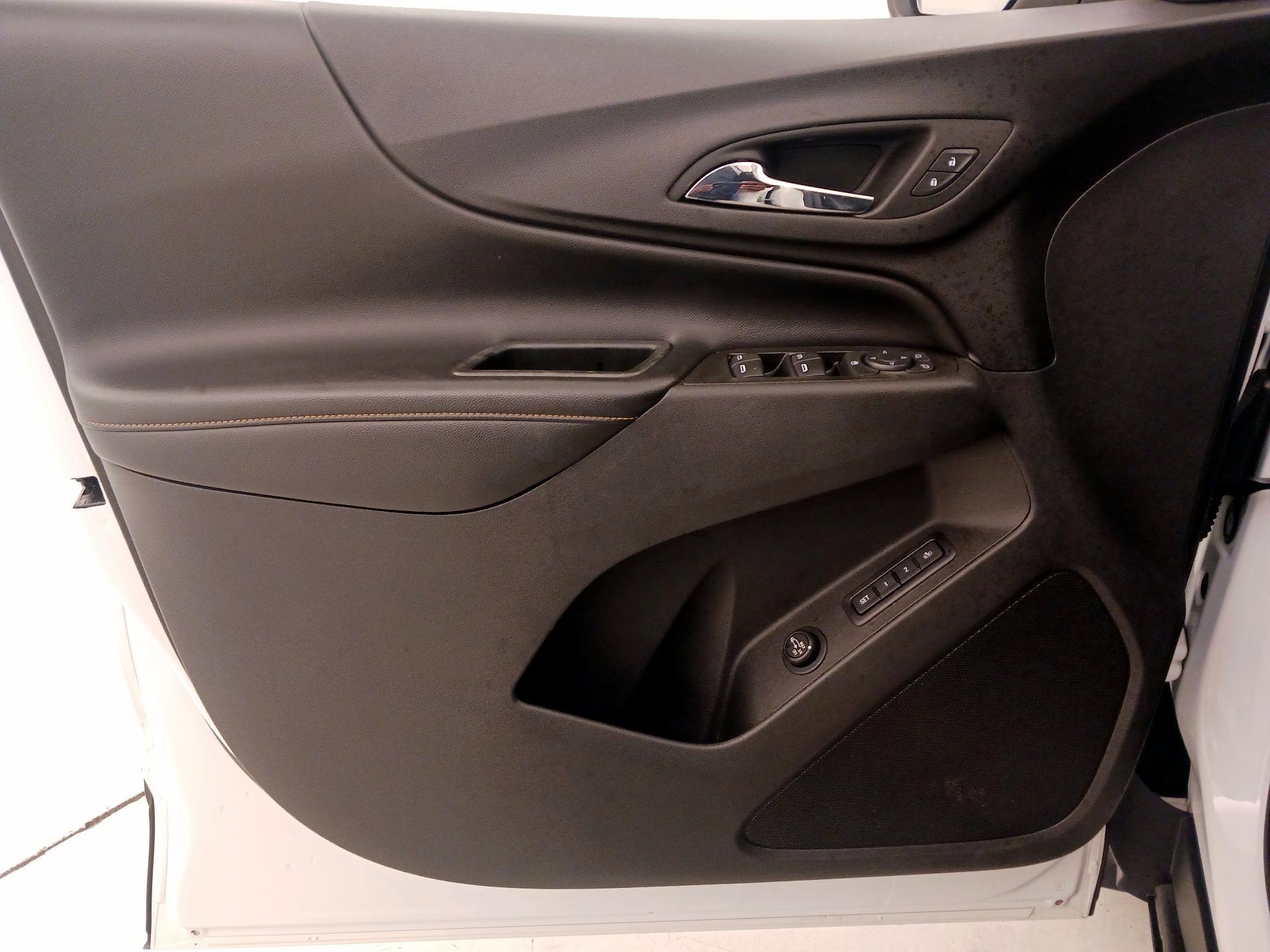 Thumbnail: 2020 Chevrolet Equinox - 12