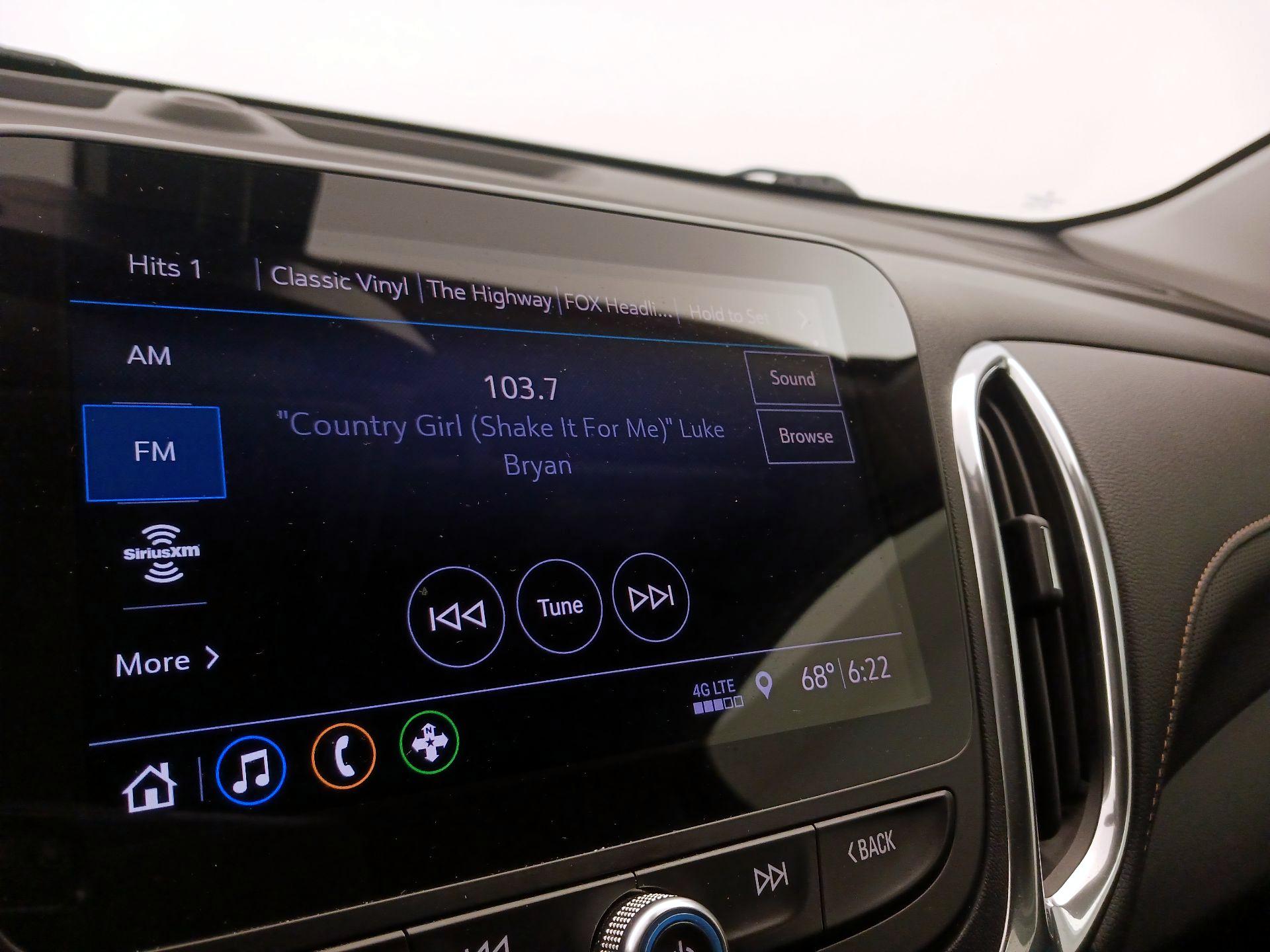 Thumbnail: 2020 Chevrolet Equinox - 15