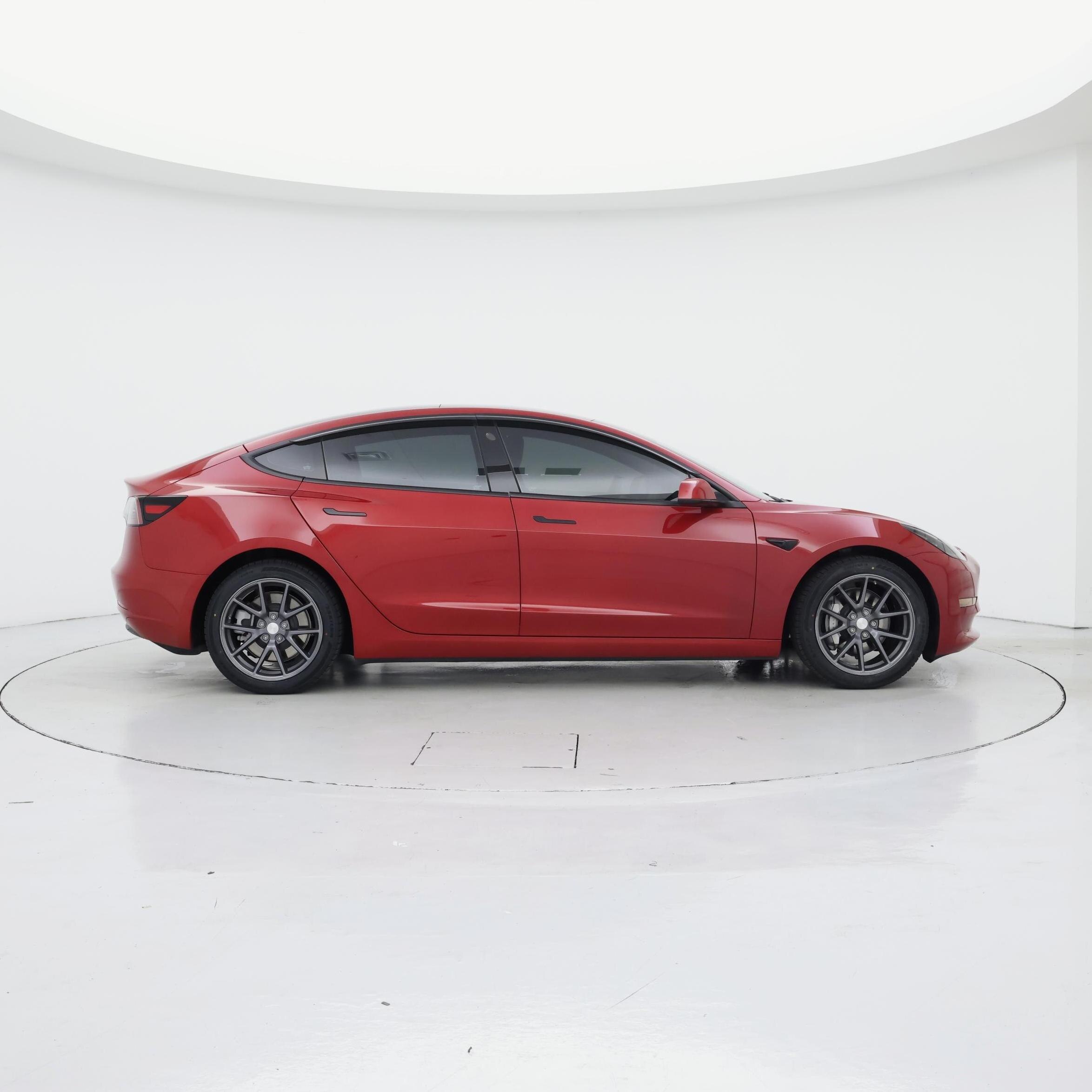 Thumbnail: 2023 Tesla Model 3 - 7