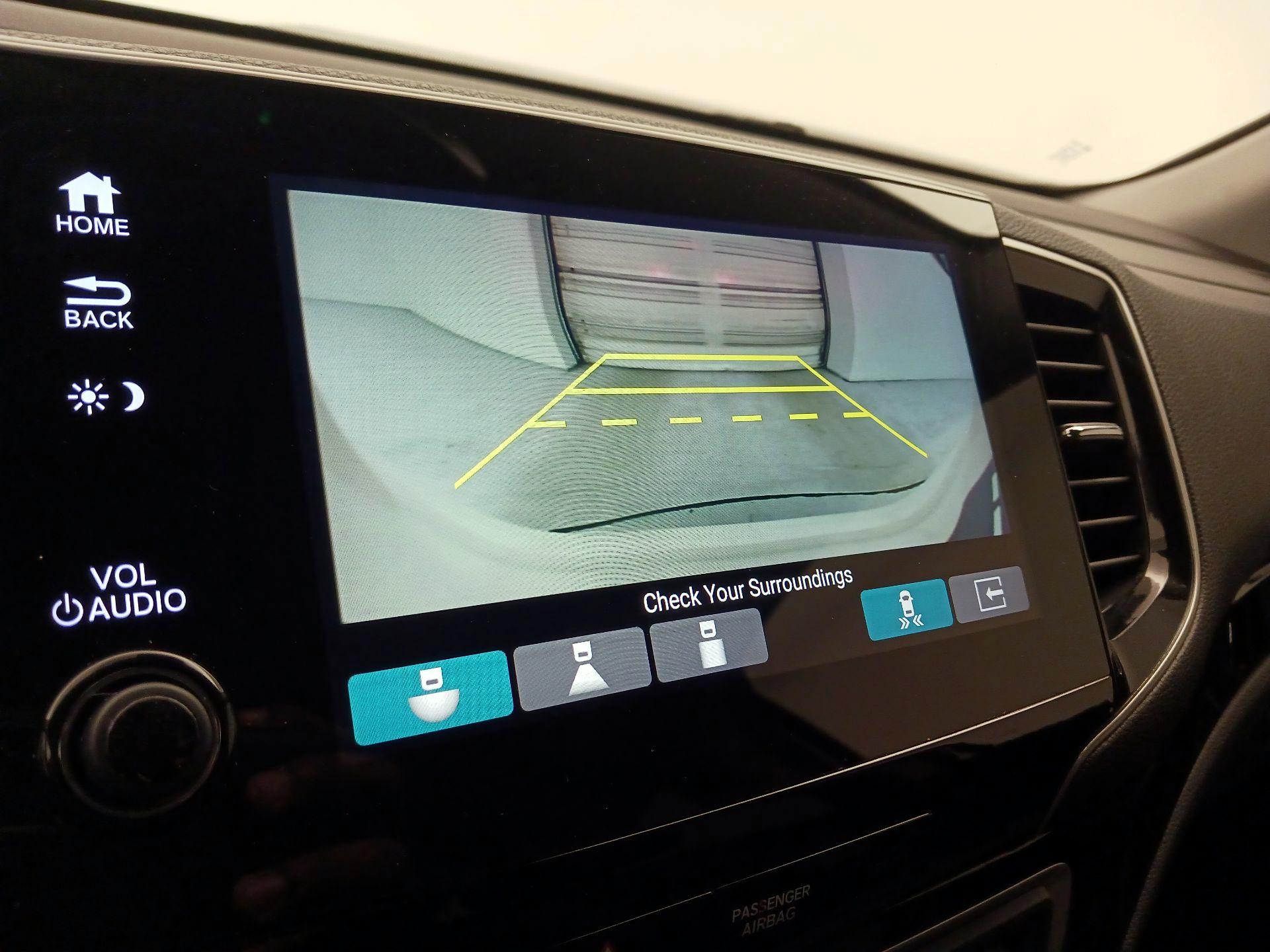 Thumbnail: 2019 Honda Pilot - 15