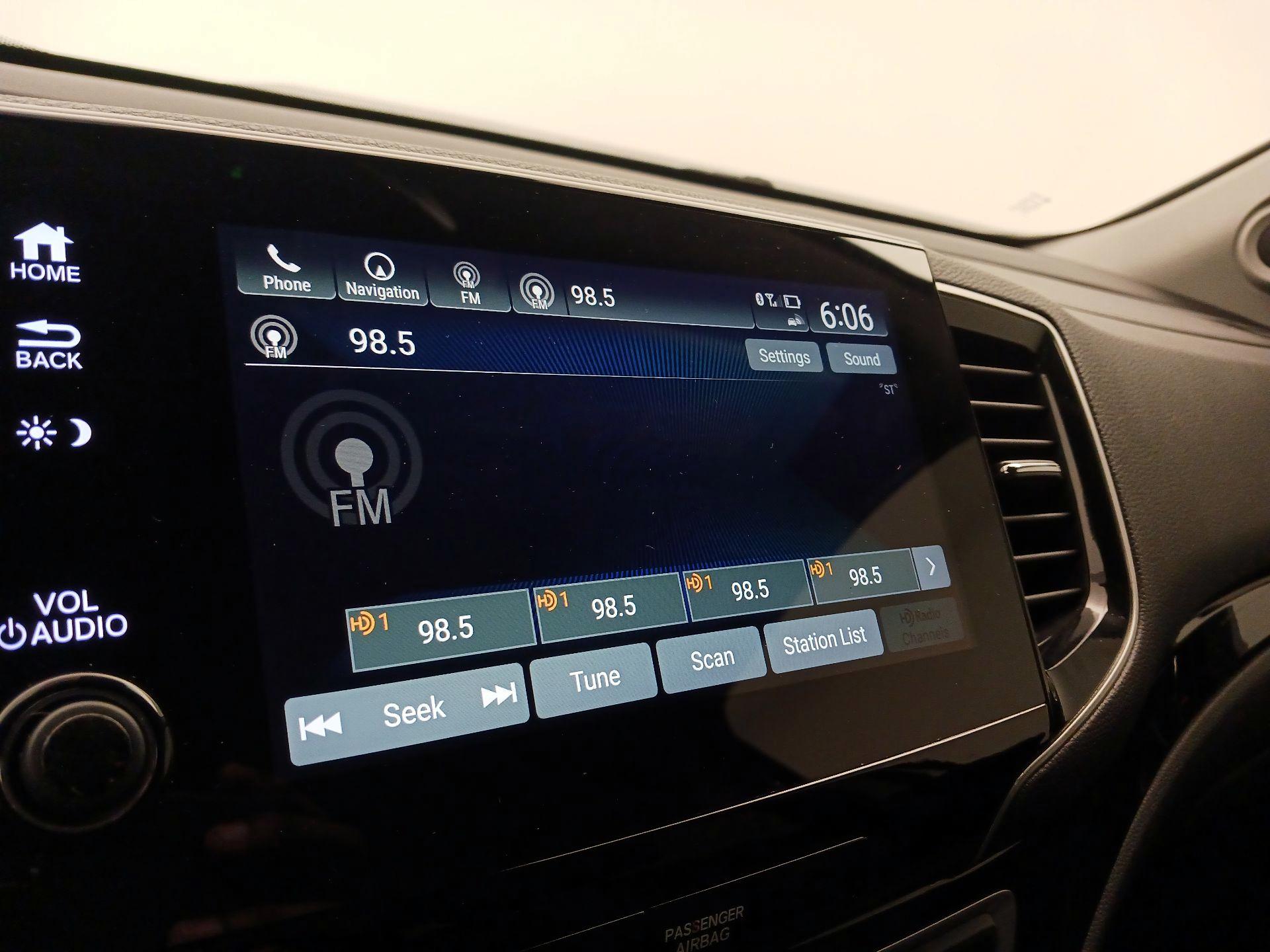 Thumbnail: 2019 Honda Pilot - 16