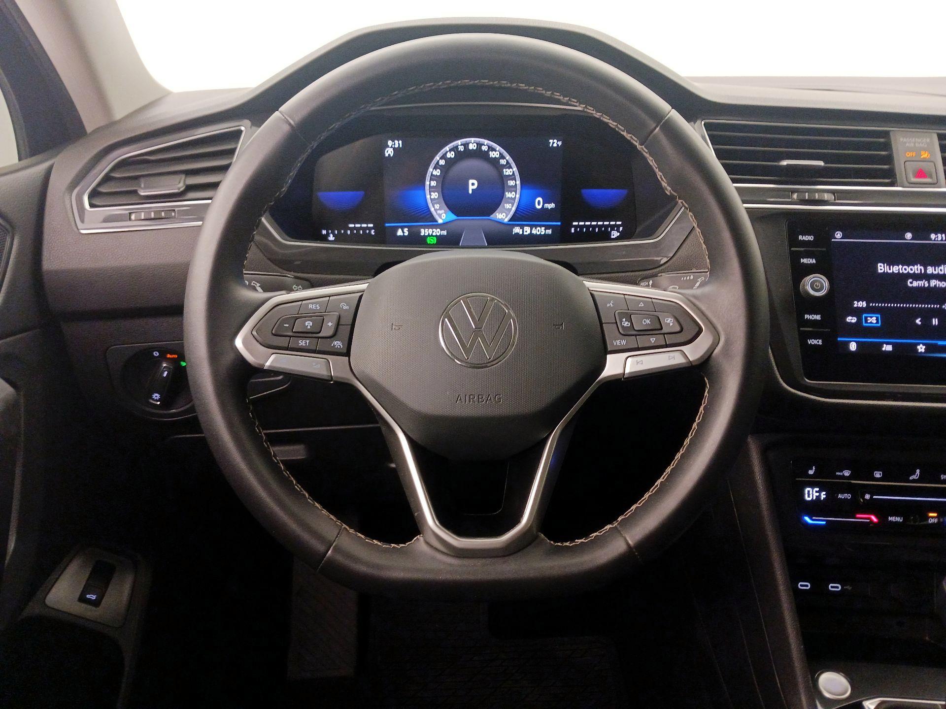 Thumbnail: 2023 Volkswagen Tiguan - 10