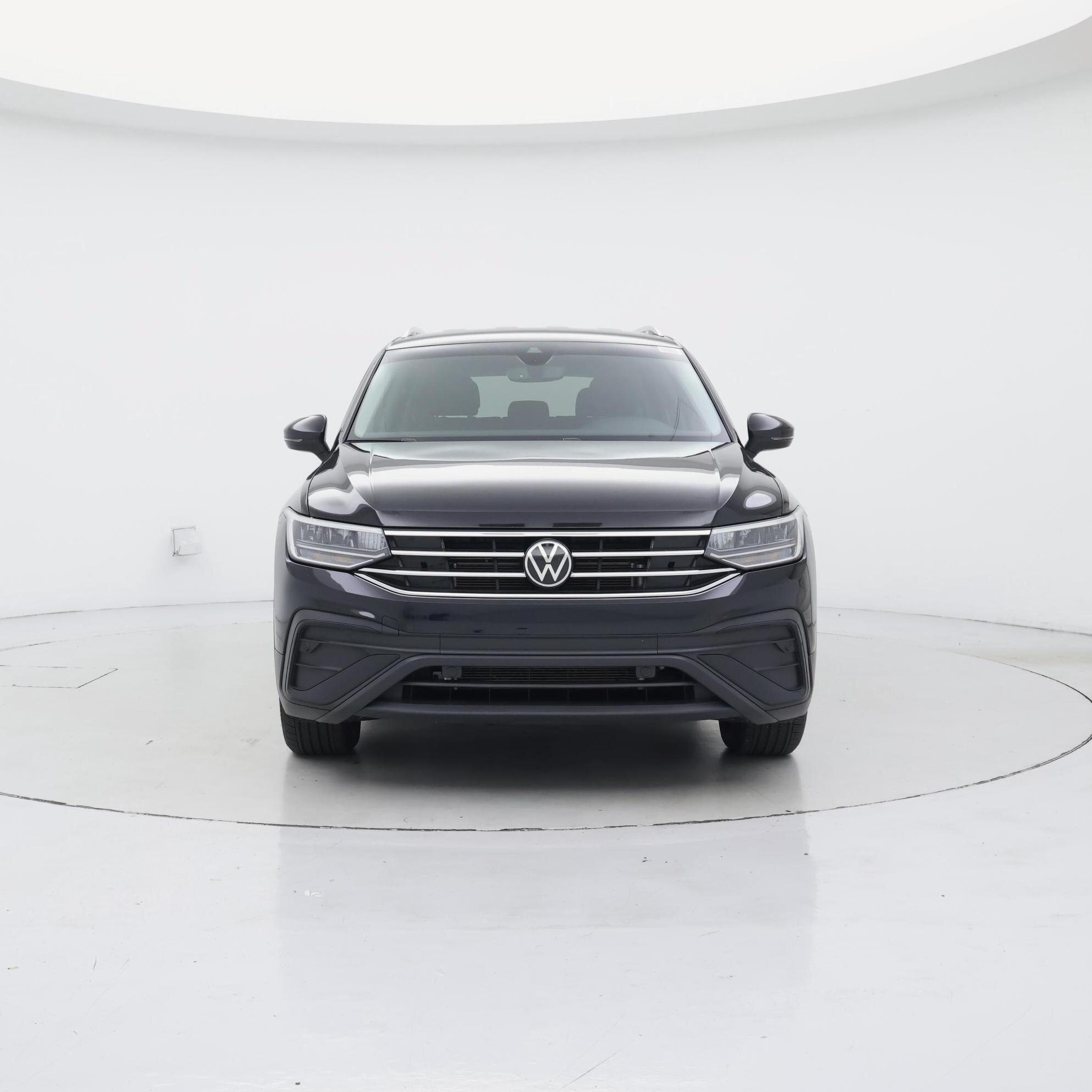 Thumbnail: 2023 Volkswagen Tiguan - 5