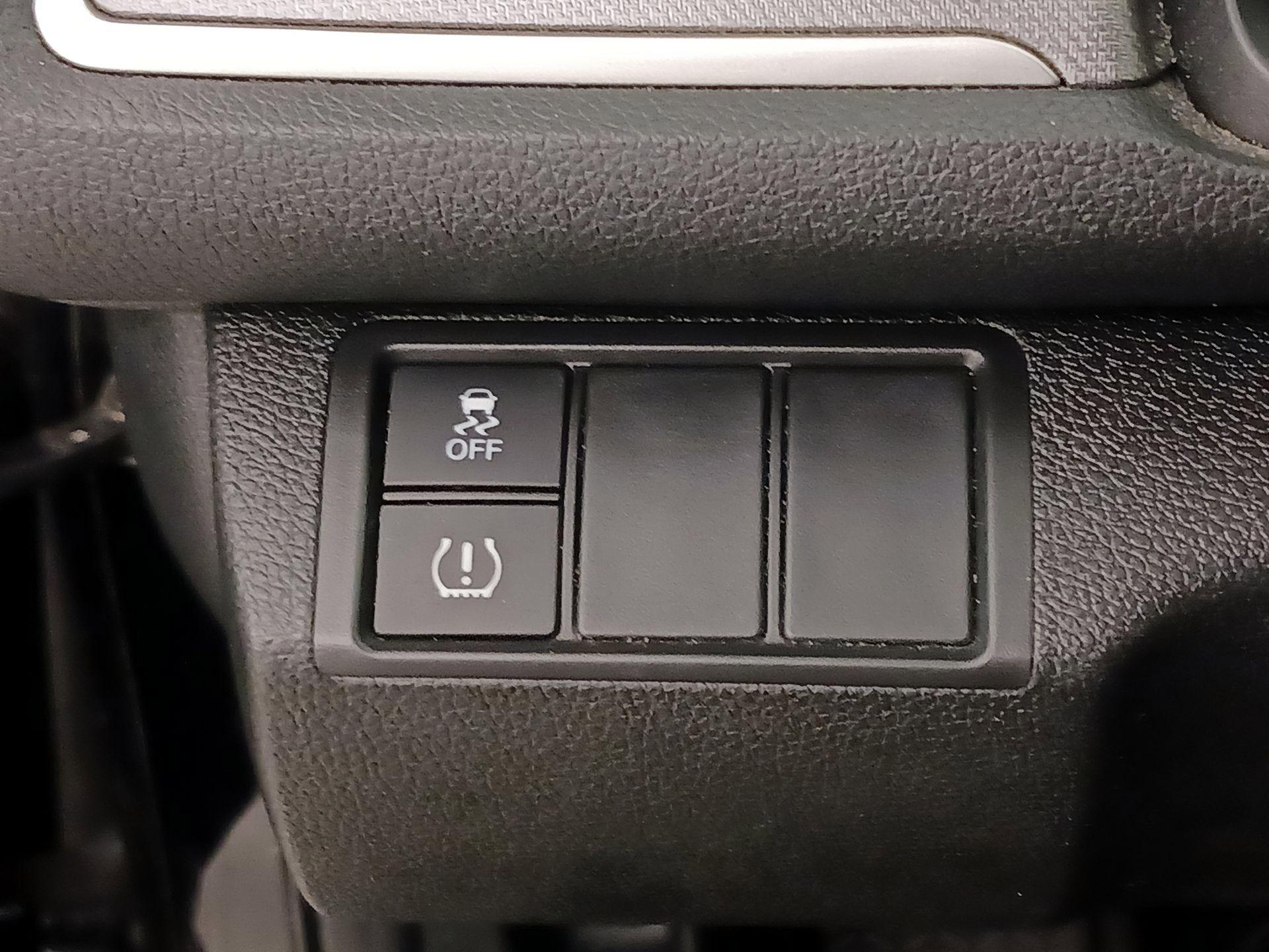 Thumbnail: 2016 Honda Civic - 13