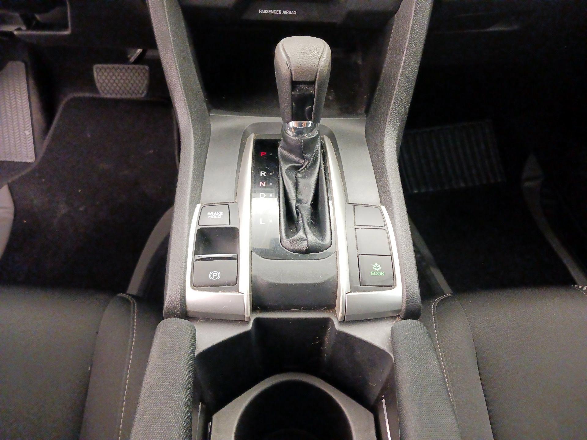 Thumbnail: 2016 Honda Civic - 17